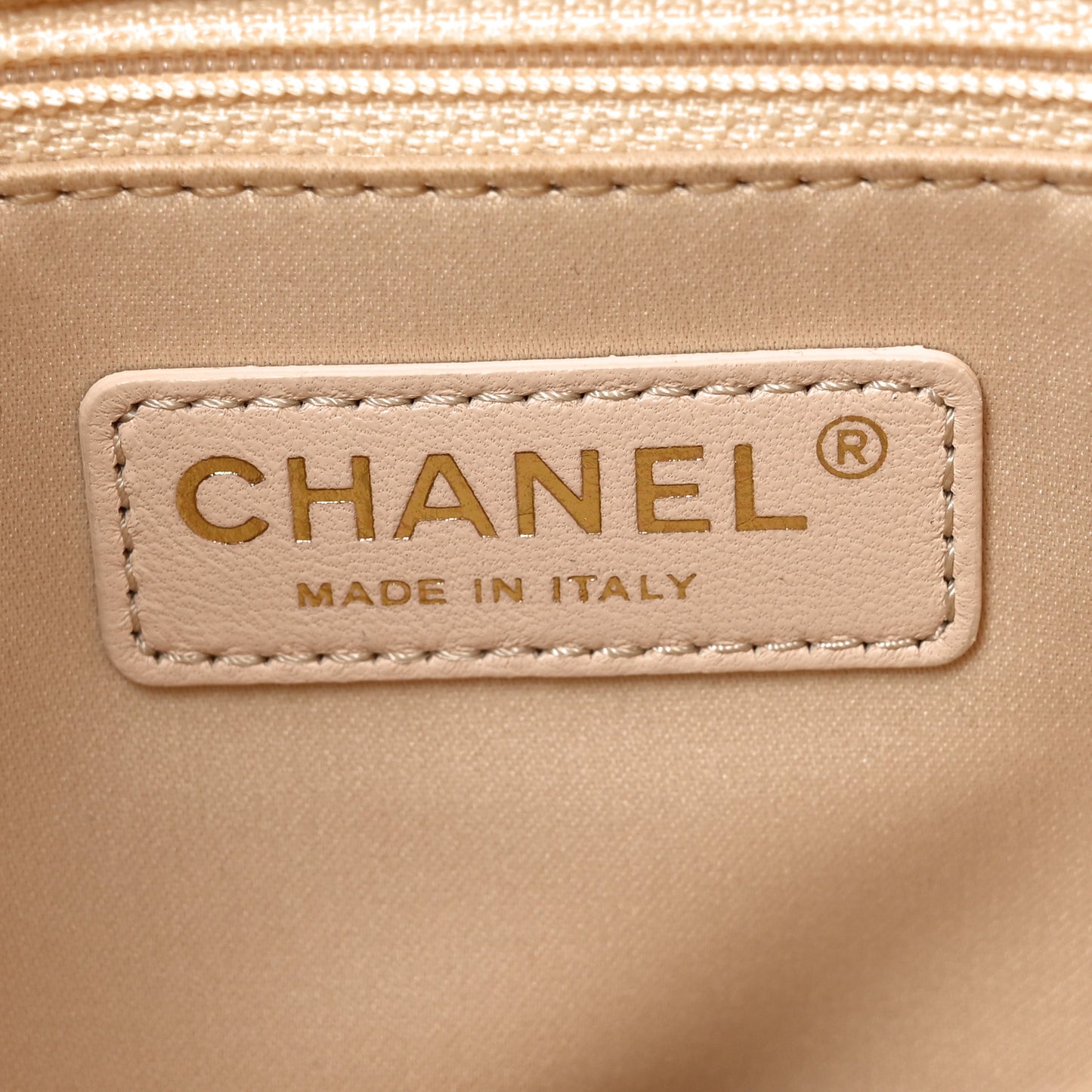 Caviar Quilted Grand Shopping Tote GST Beige Clair
