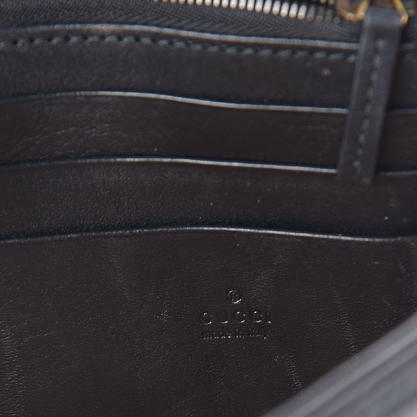 Calfskin Matelasse Mini Pearly GG Marmont Chain Wallet Black