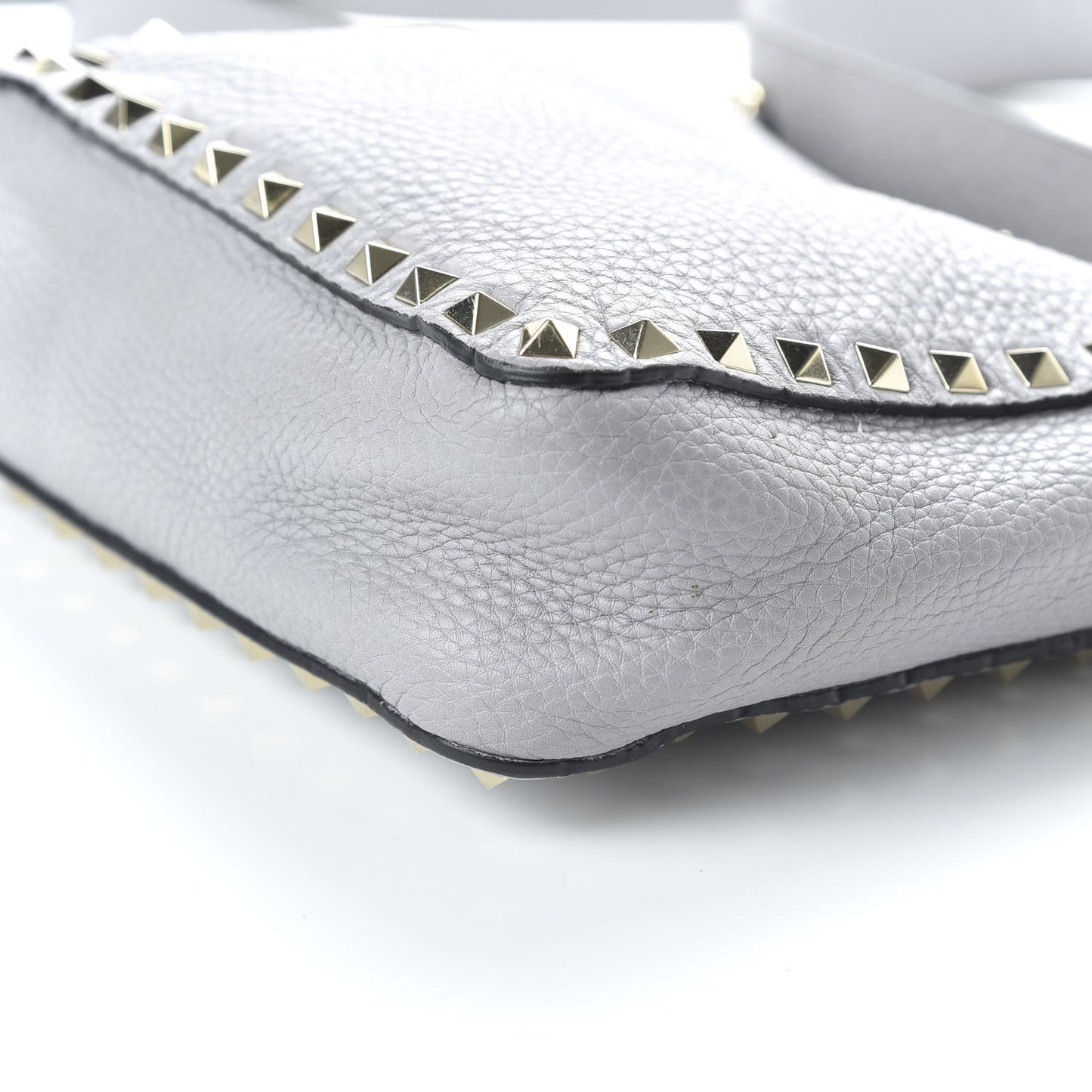 Pebbled Calfskin Mini Rockstud Flip-Lock Messenger Bag Pastel Grey
