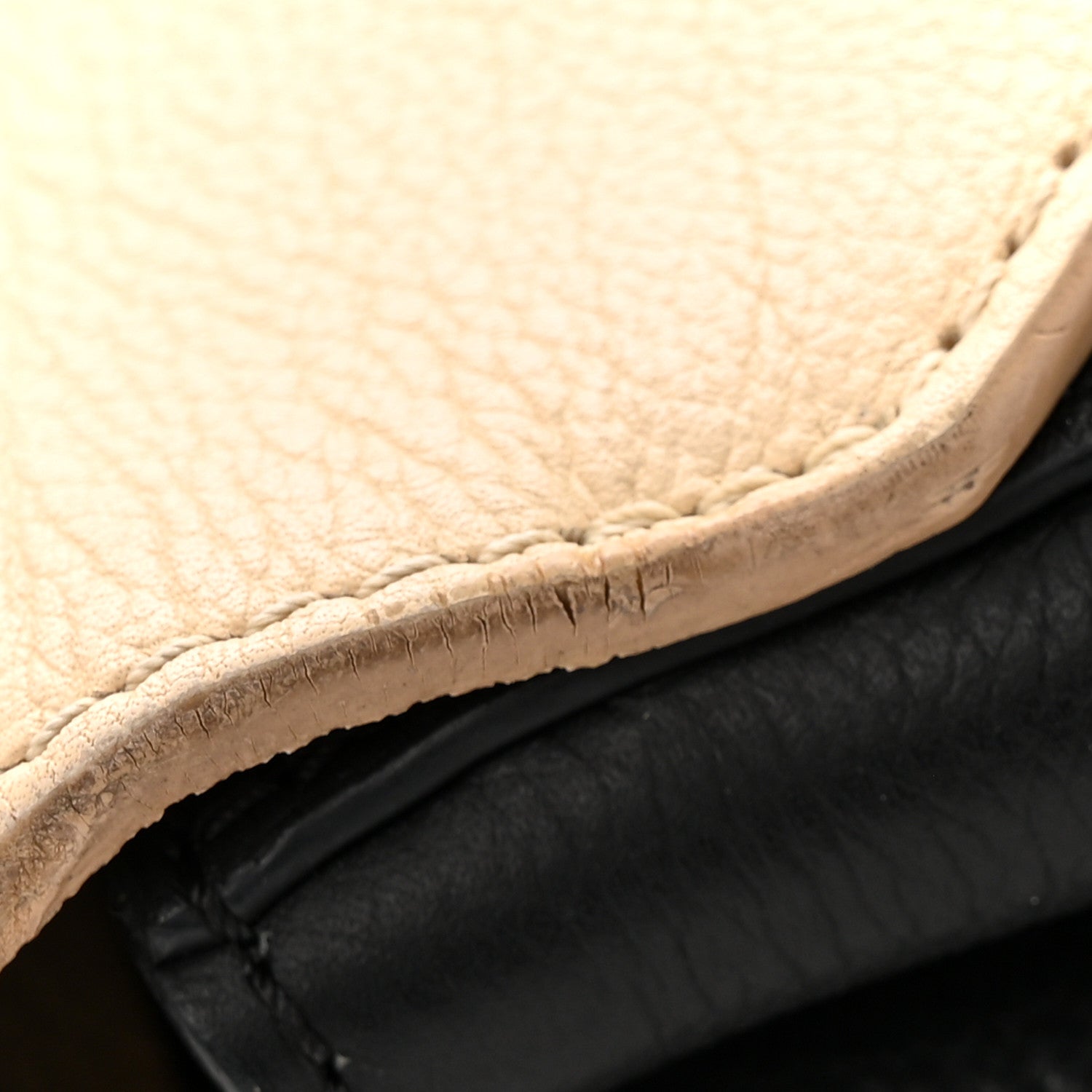 Louis Vuitton Soft Calfskin Lockme II Top Handle Vanille Black 13 of 15