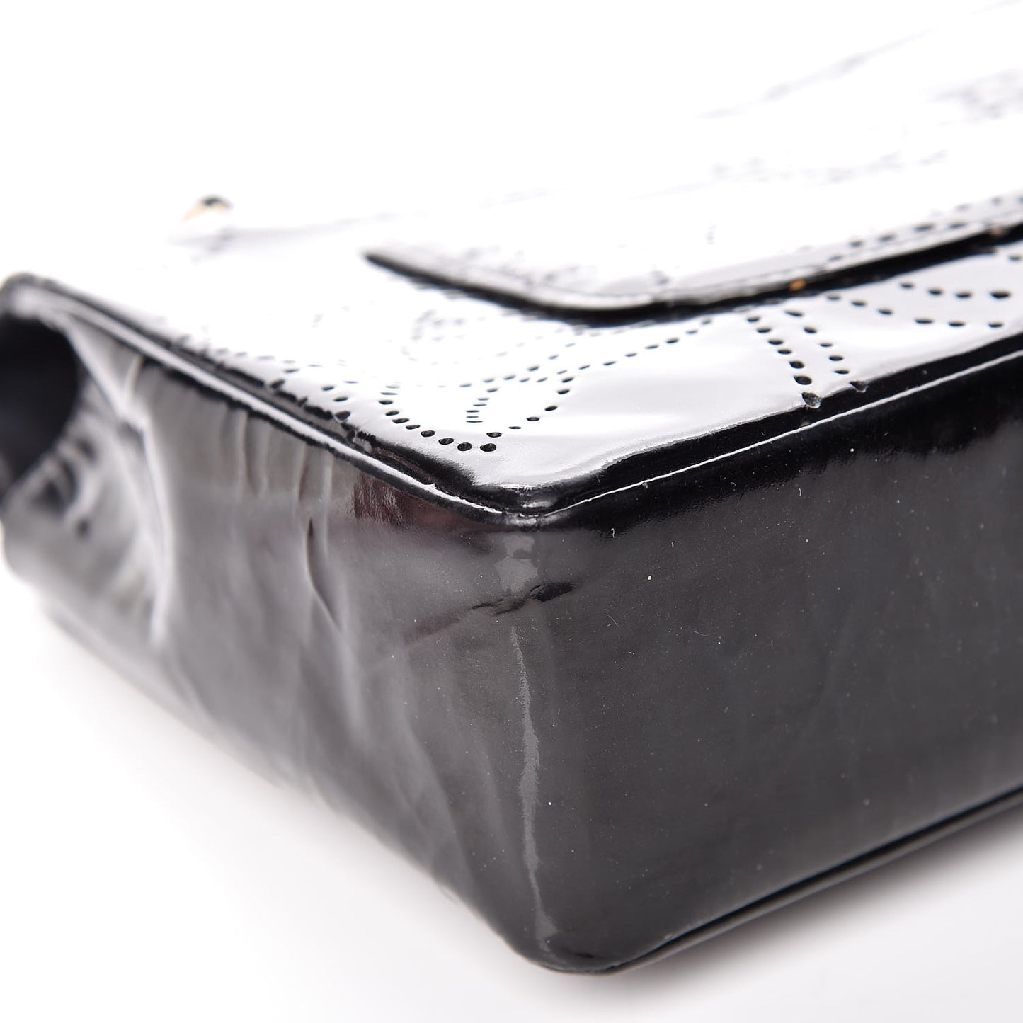 Patent Perforated Camellia Medium Single Flap Black