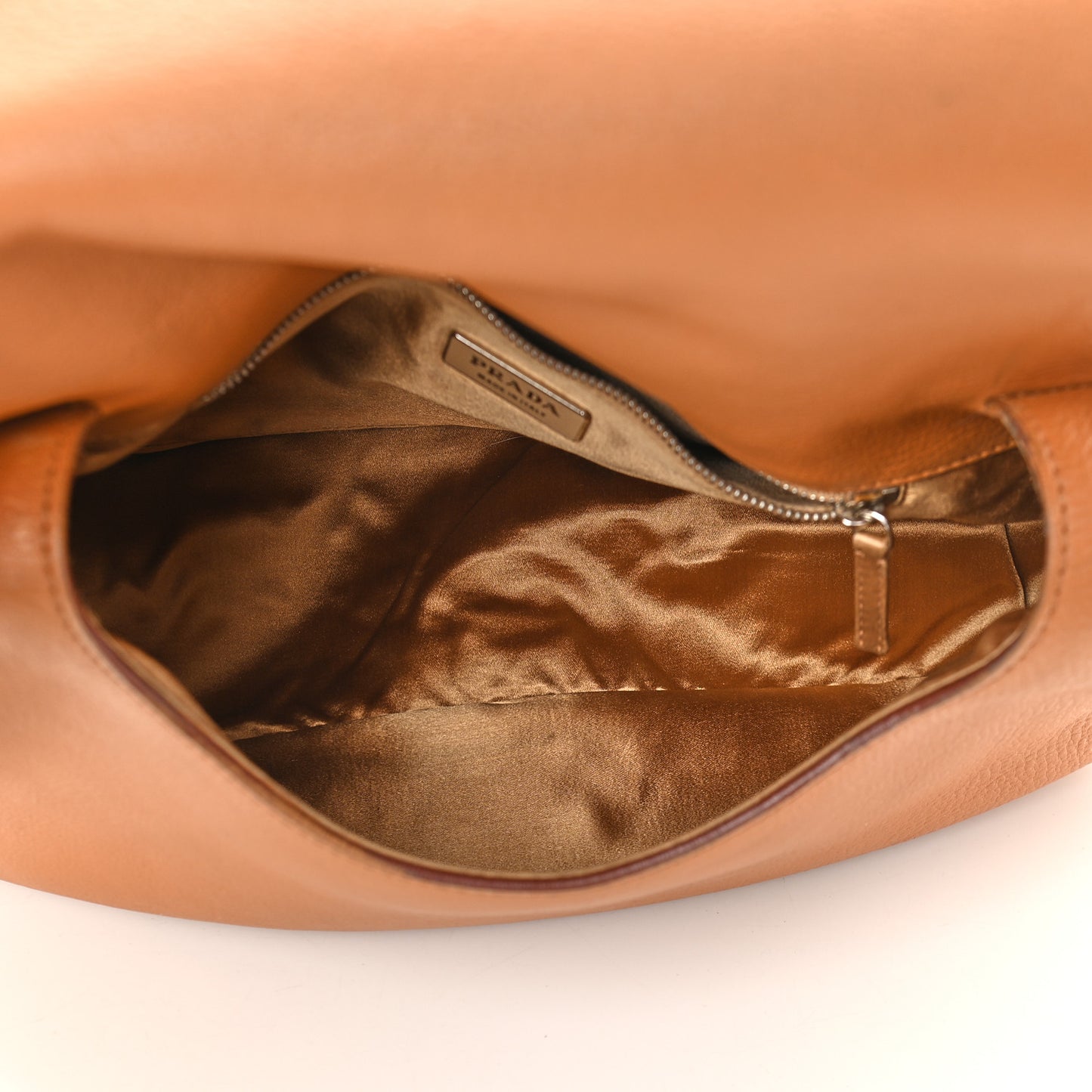 Vitello Daino Shoulder Bag