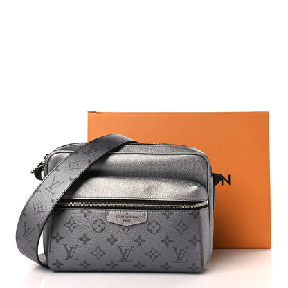 Louis Vuitton Taigarama Outdoor Messenger Gunmetal 9 of 9