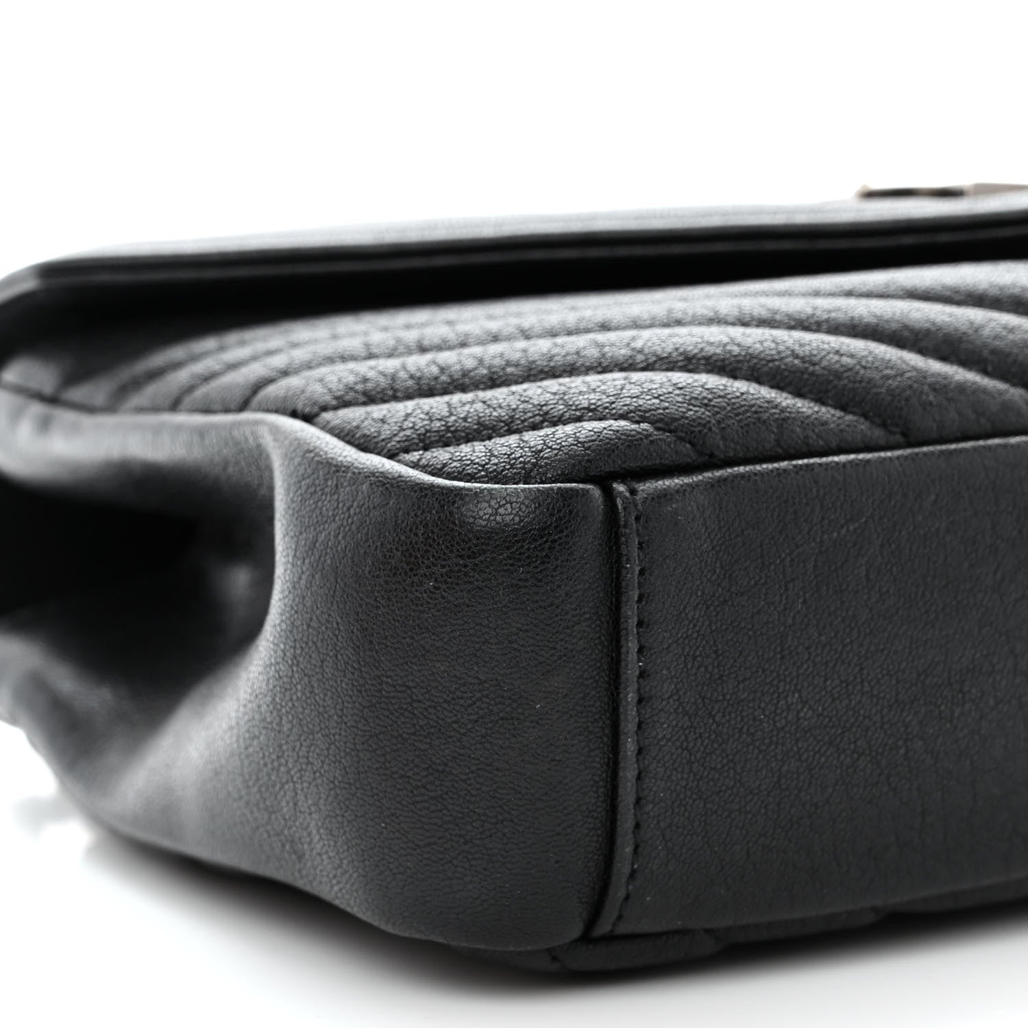 Saint Laurent Sheepskin Matelasse Chevron Monogram Medium College Bag Black 9 of 12