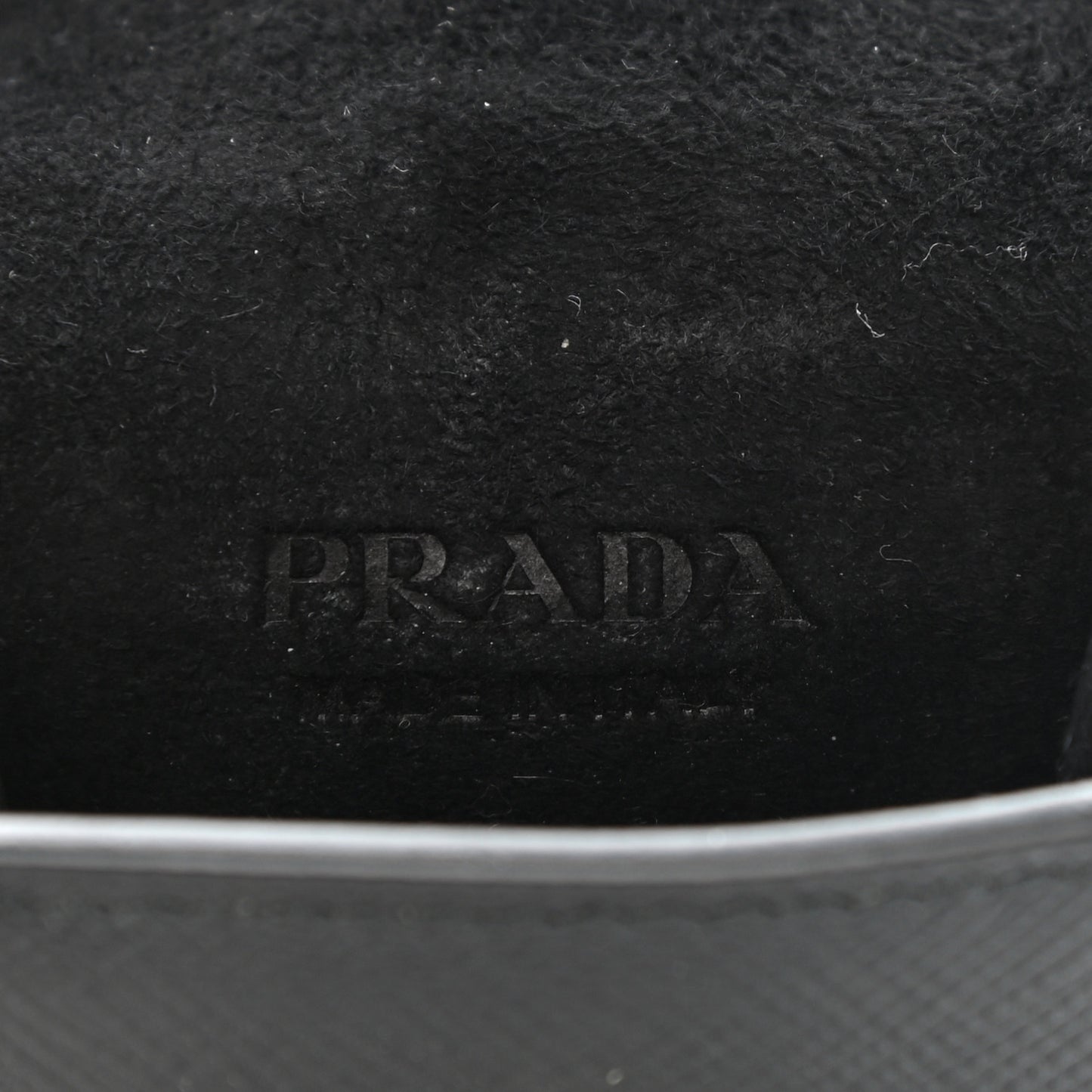 Saffiano Metal Airpods Case Black