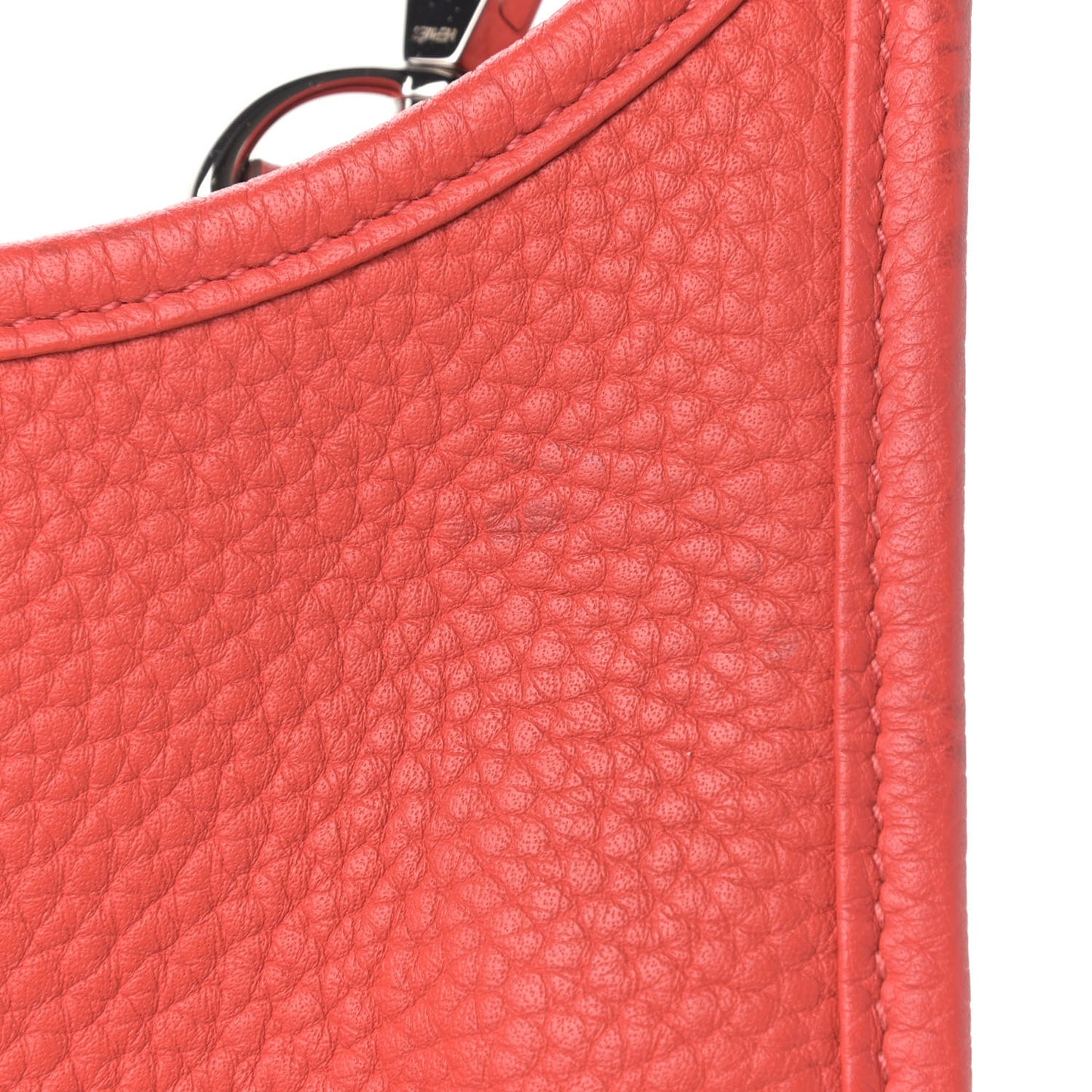 Taurillon Clemence Evelyne III PM Rouge Pivoine