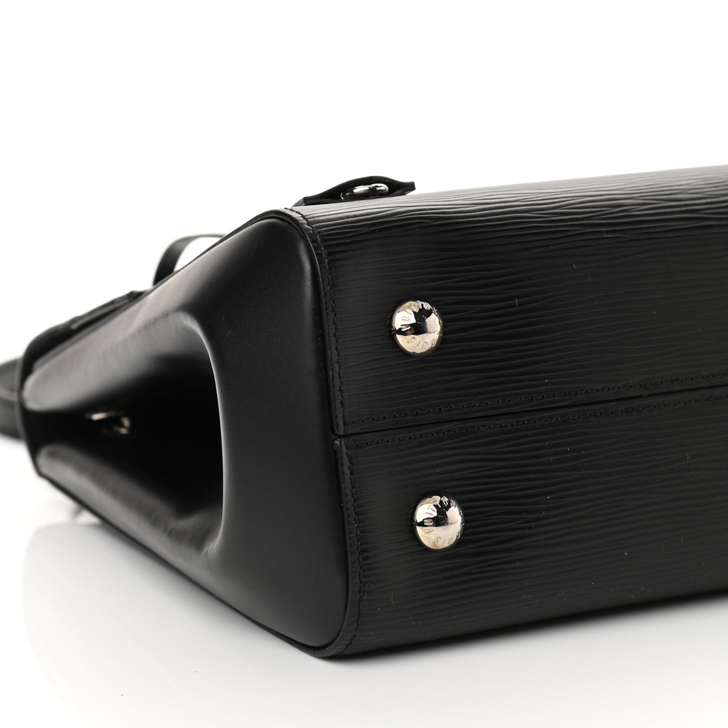 Louis Vuitton Epi Cluny MM Black 8 of 10
