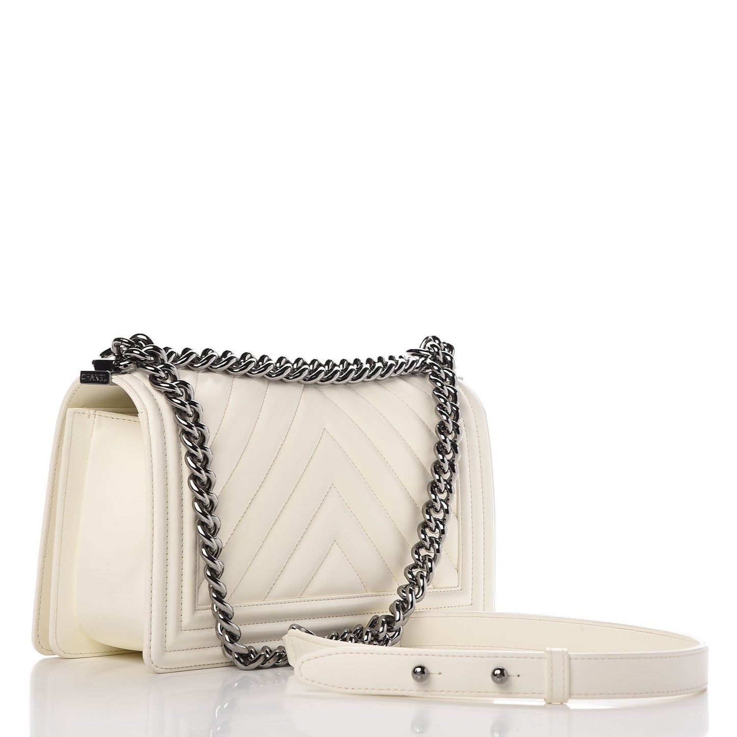 Lambskin Chevron Quilted Medium Boy Flap Ivory