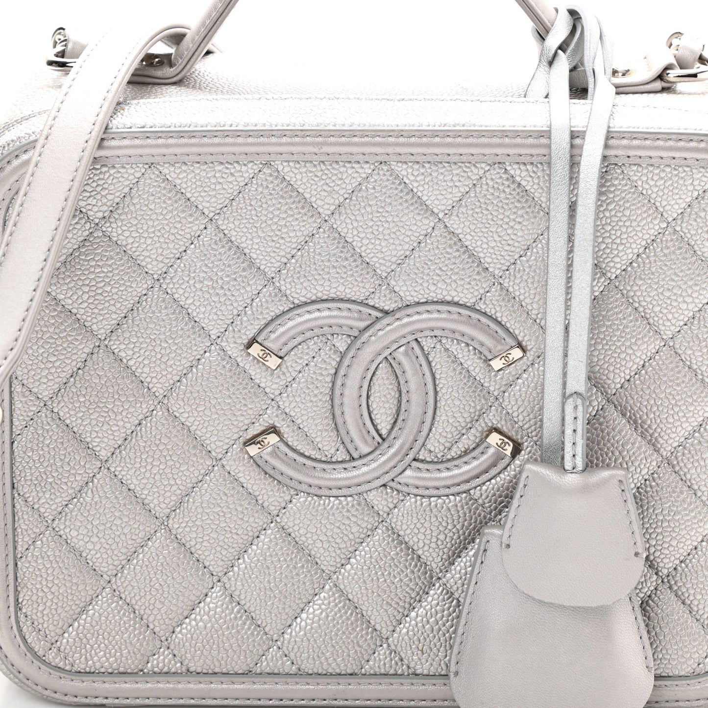 Metallic Caviar Quilted Large CC Filigree Vanity Case Silver