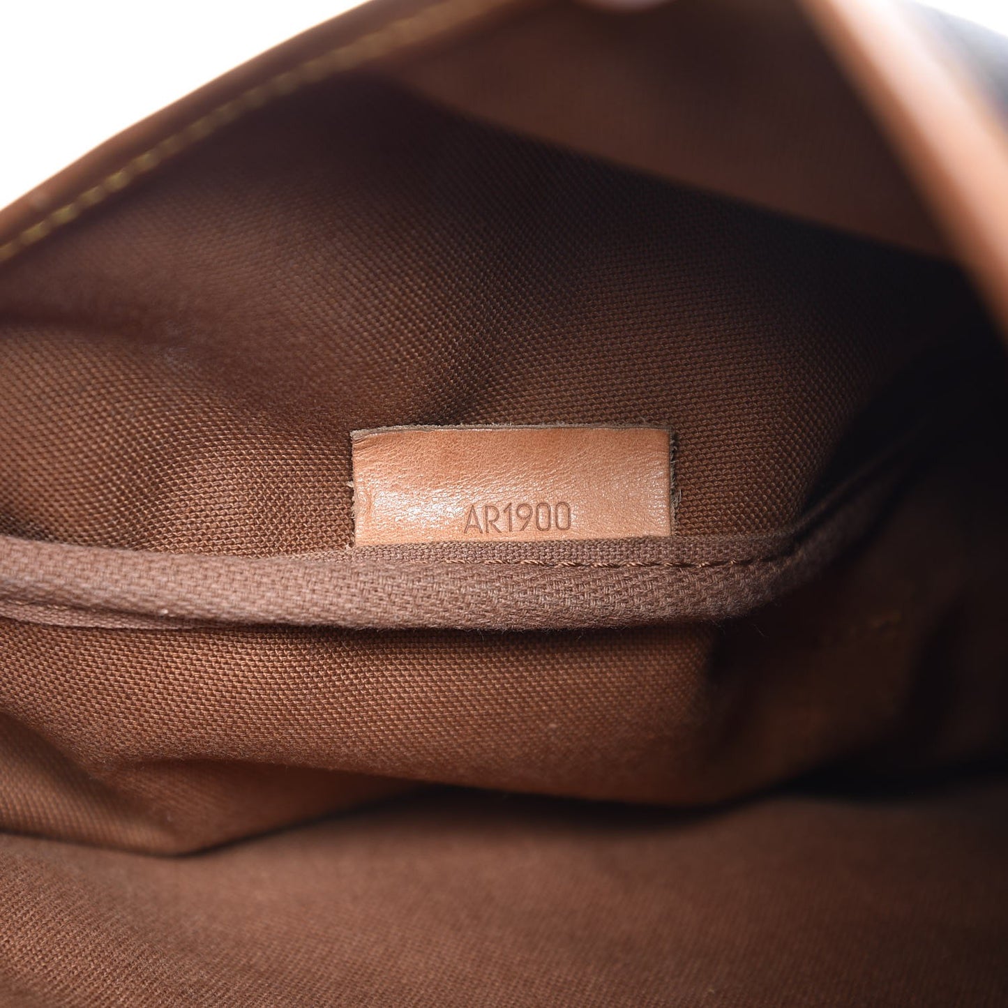 Monogram Saumur 35