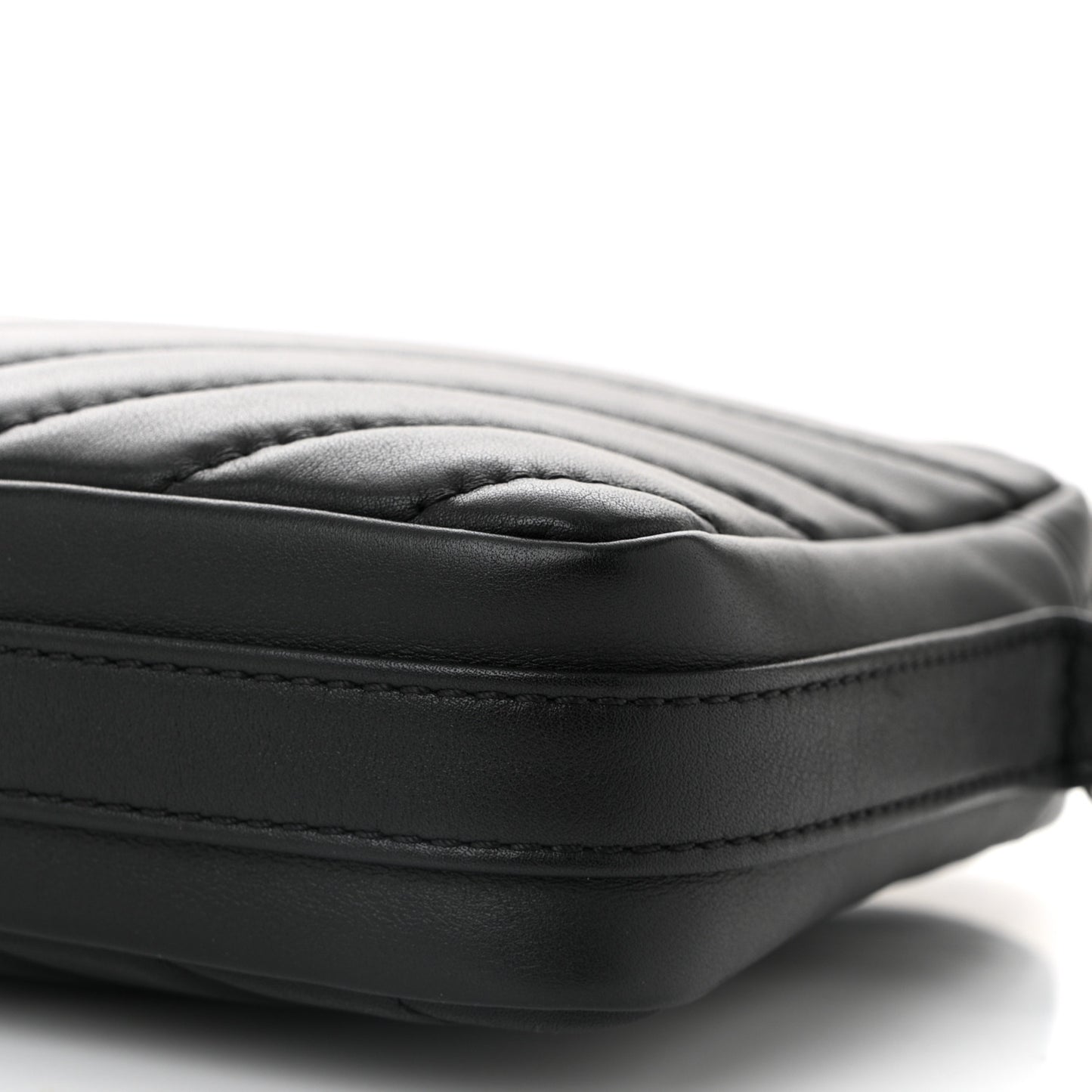 Lambskin Chevron Quilted Small Promenade Camera Black