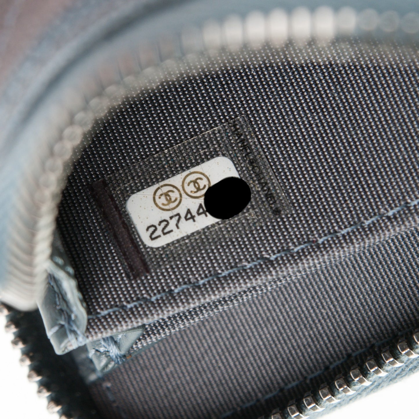Caviar Quilted Zip Coin Purse Grey