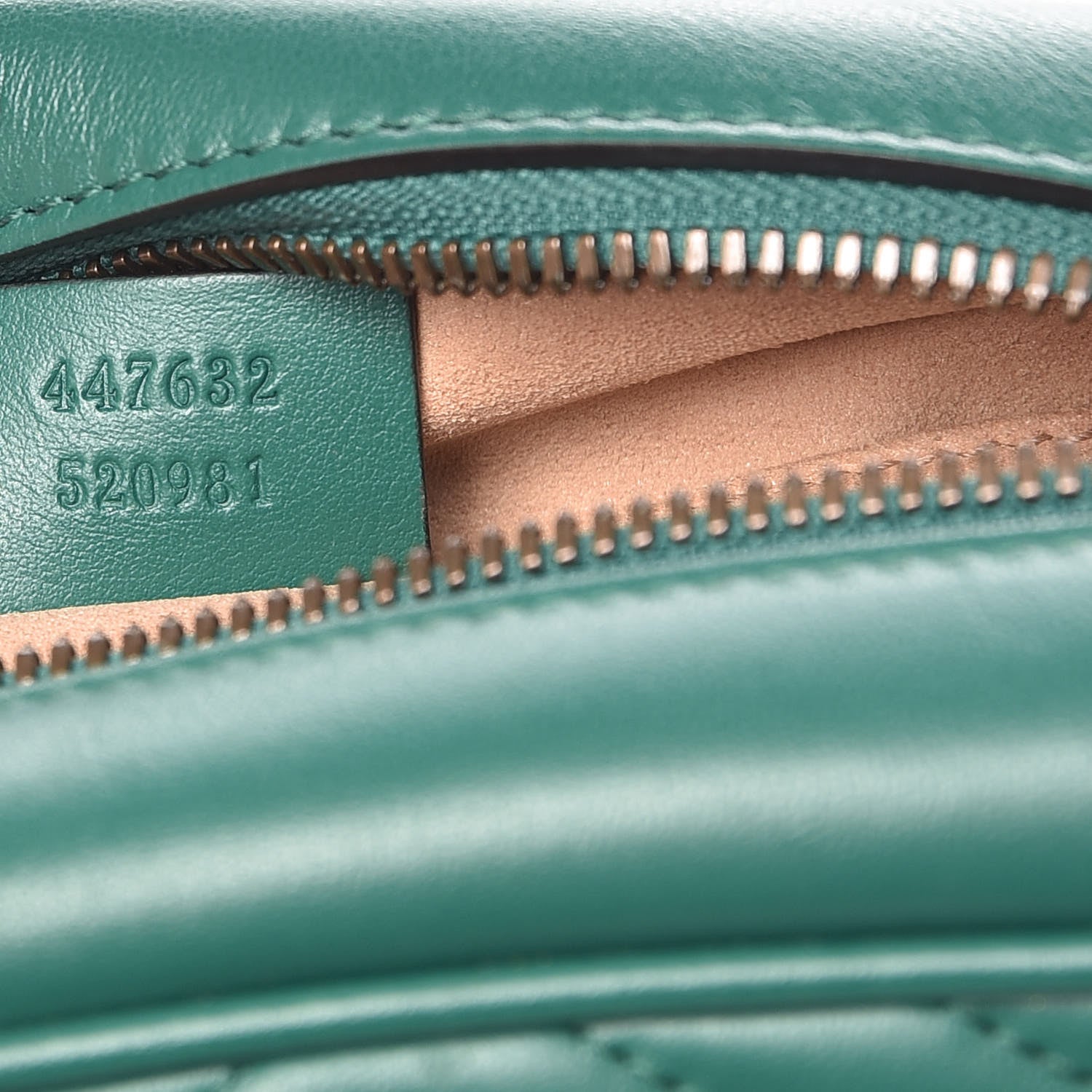 Gucci Calfskin Matelasse Small GG Marmont Chain Shoulder Bag Emerald Green 7 of 9