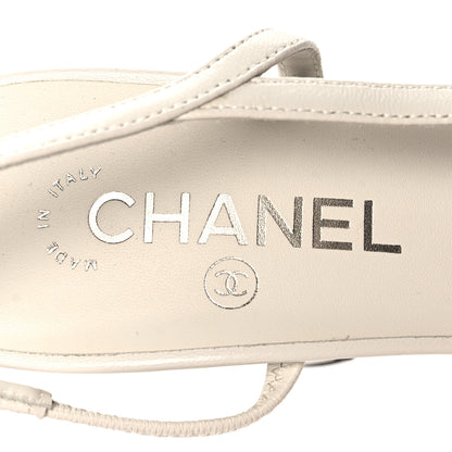 Chanel Lambskin Grosgrain Cap Toe CC Slingback Pumps 39.5 White Black 9 of 11