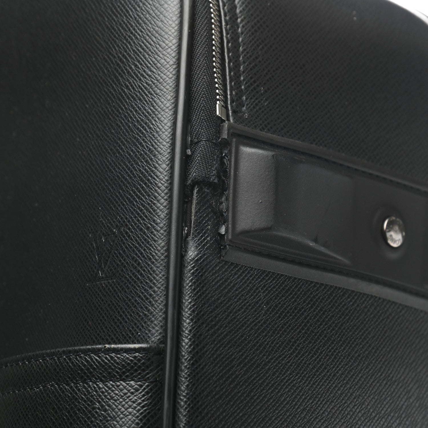 Louis Vuitton Taiga Pegase 60 Ardoise 20 of 33