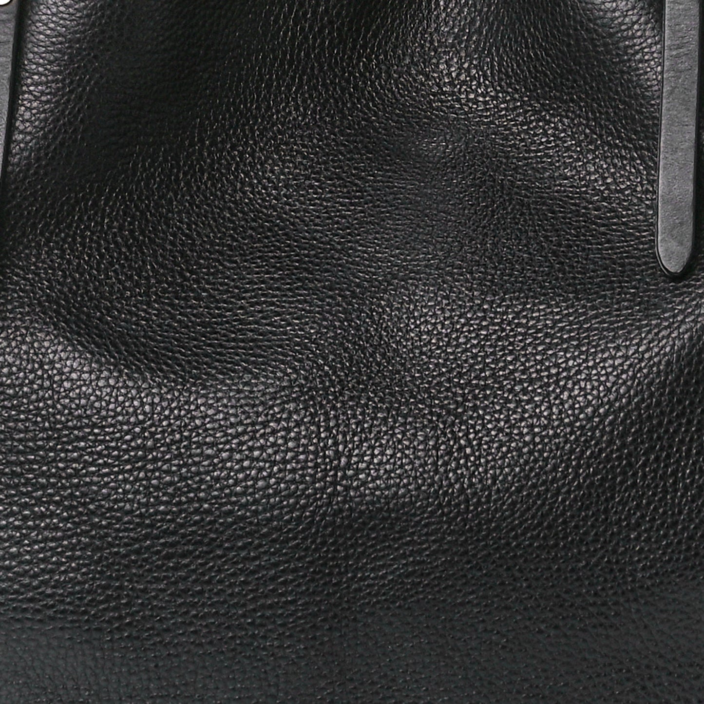 Grainy Calfskin House Check Medium Maidstone Black