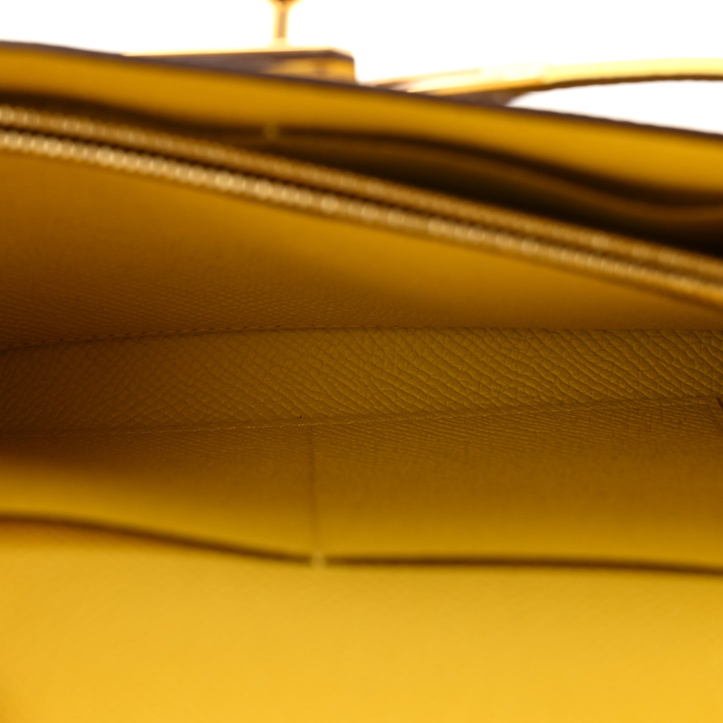 Epsom Kelly Wallet To Go Jaune De Naples