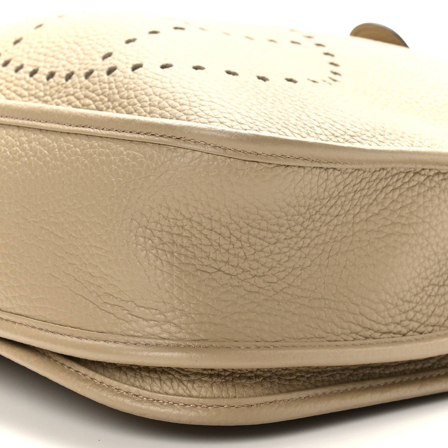 Taurillon Clemence Evelyne III PM Beige Marfa