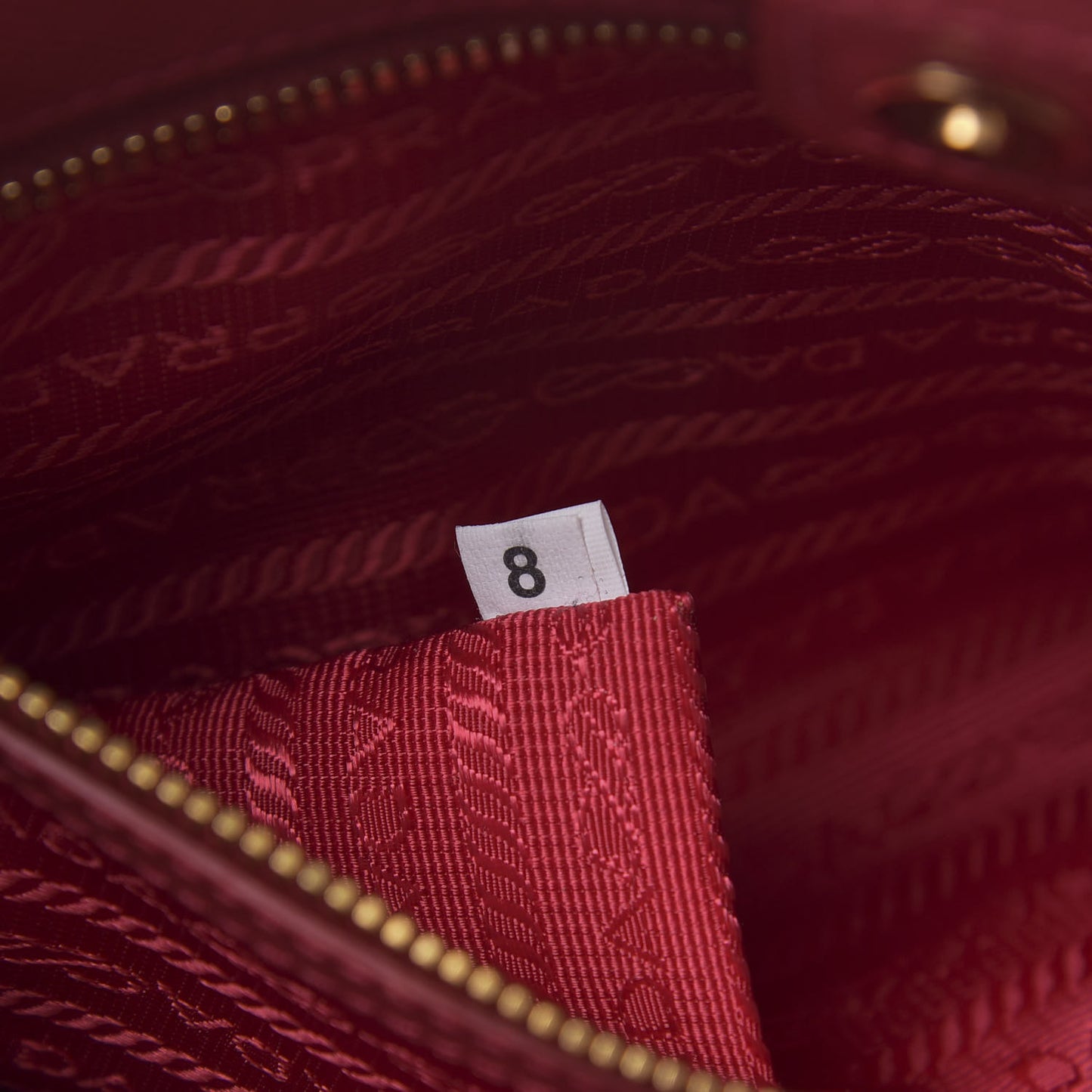 Saffiano Lux Medium Tote Fuoco
