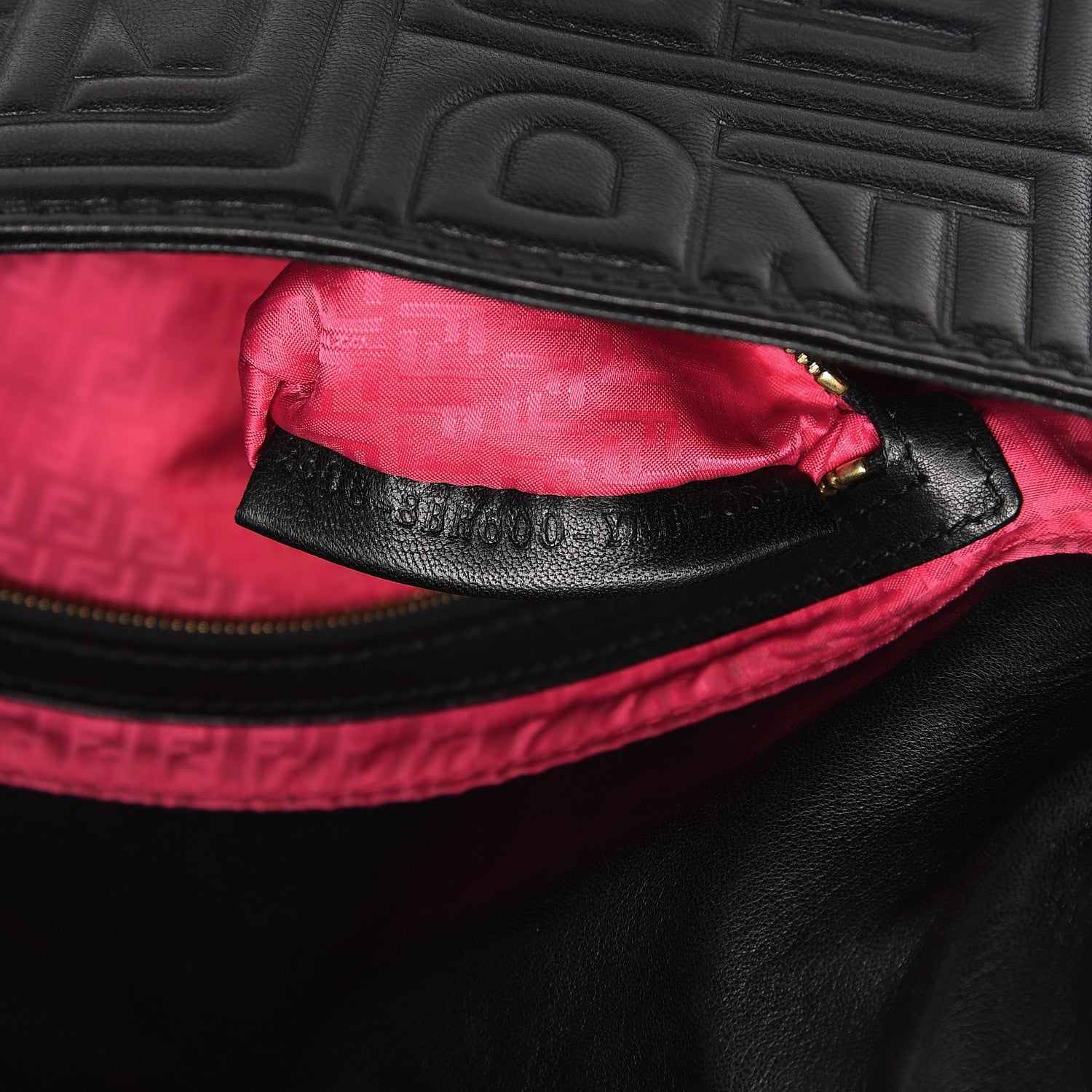 Fendi Nappa Logo Embossed Baguette Black 7 of 9