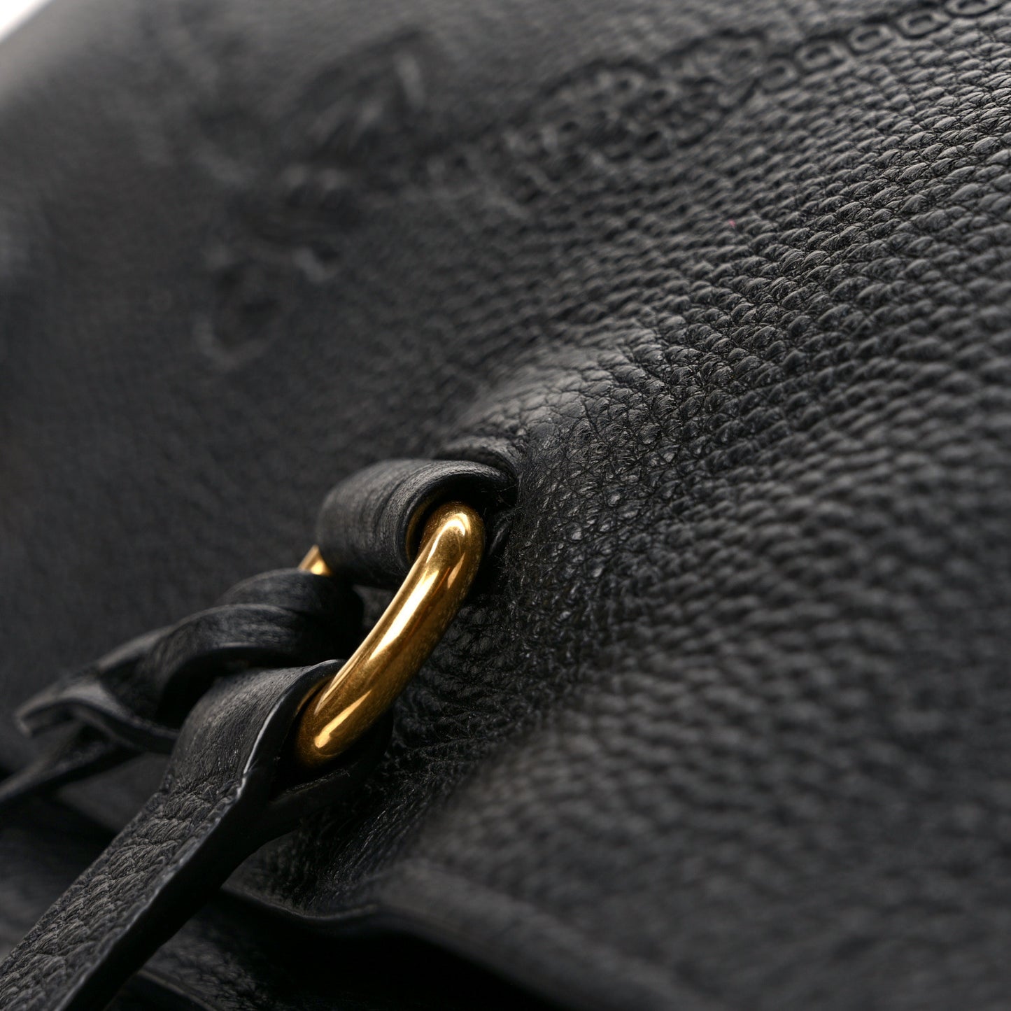 Vitello Daino Embossed Logo Tote Black