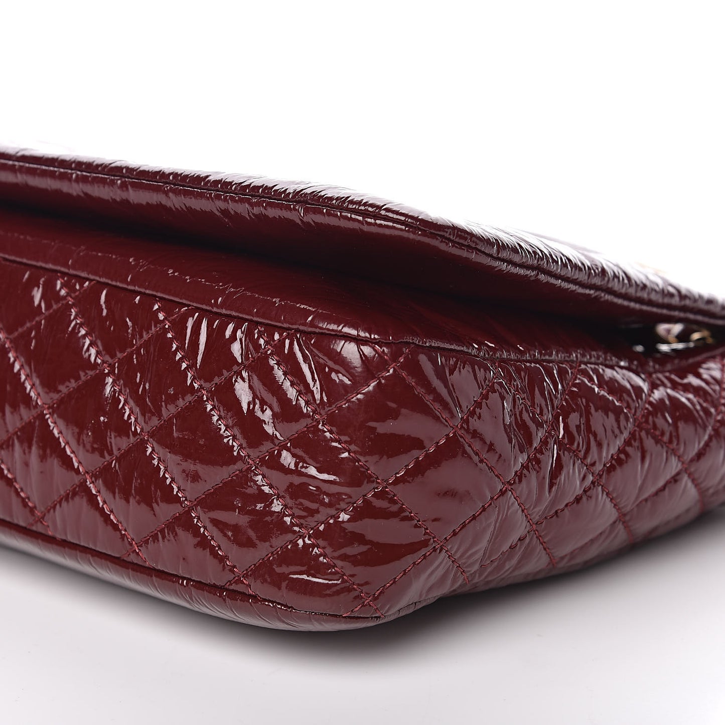 Vinyl Rock and Chain Medium Flap Bordeaux