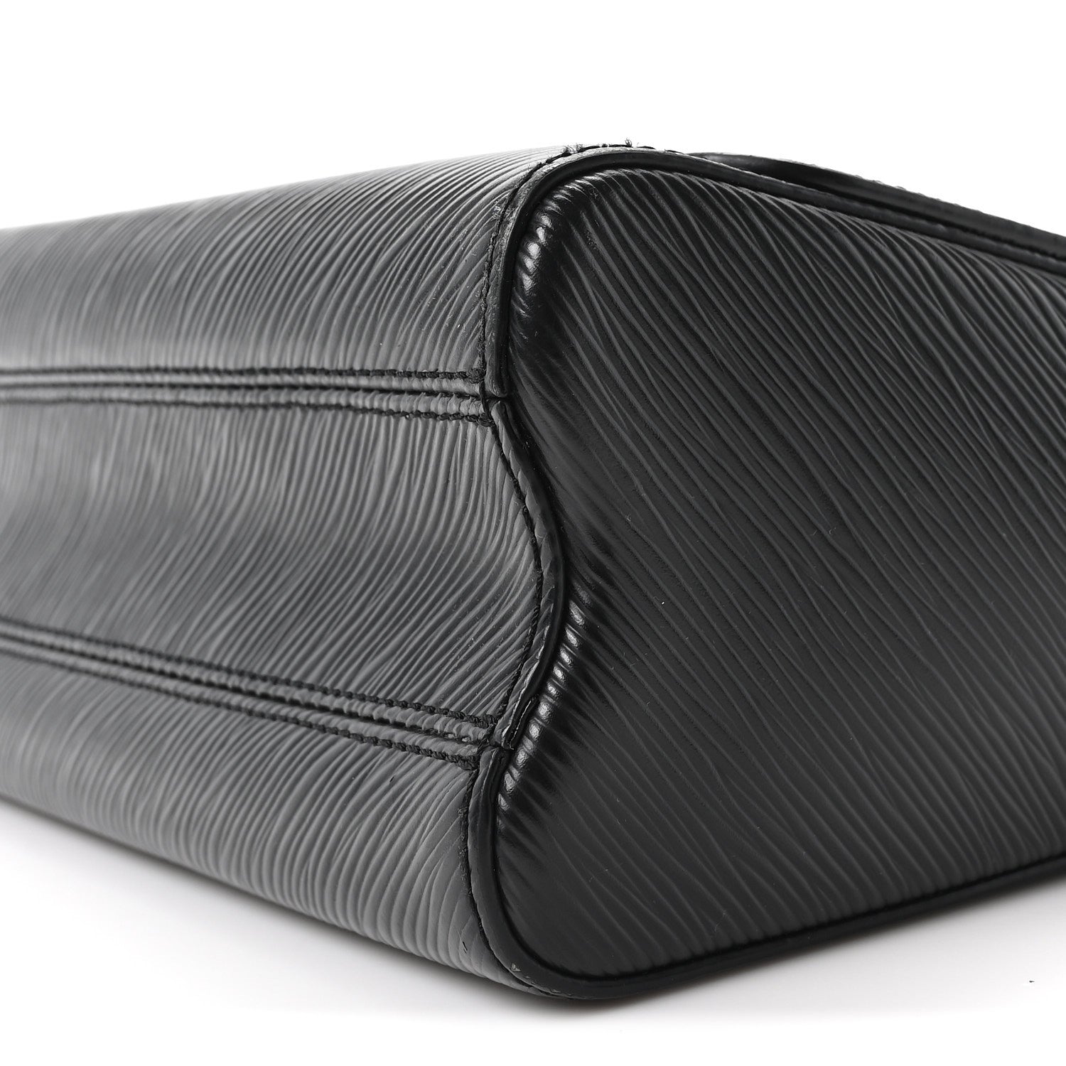 Louis Vuitton Epi Twist Shoulder Bag MM Black 1895652 – FASHIONPHILE