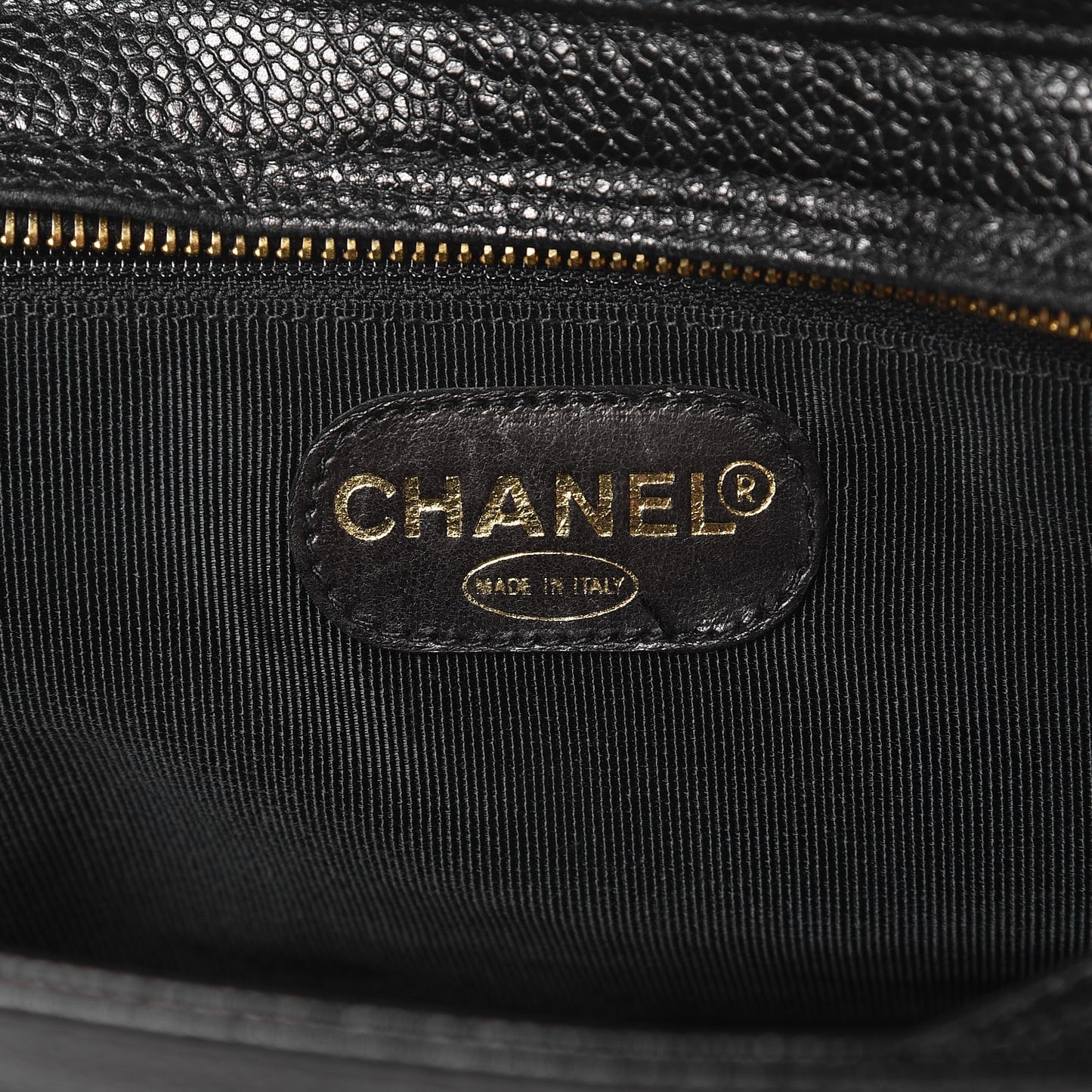 Caviar CC Shoulder Bag Black