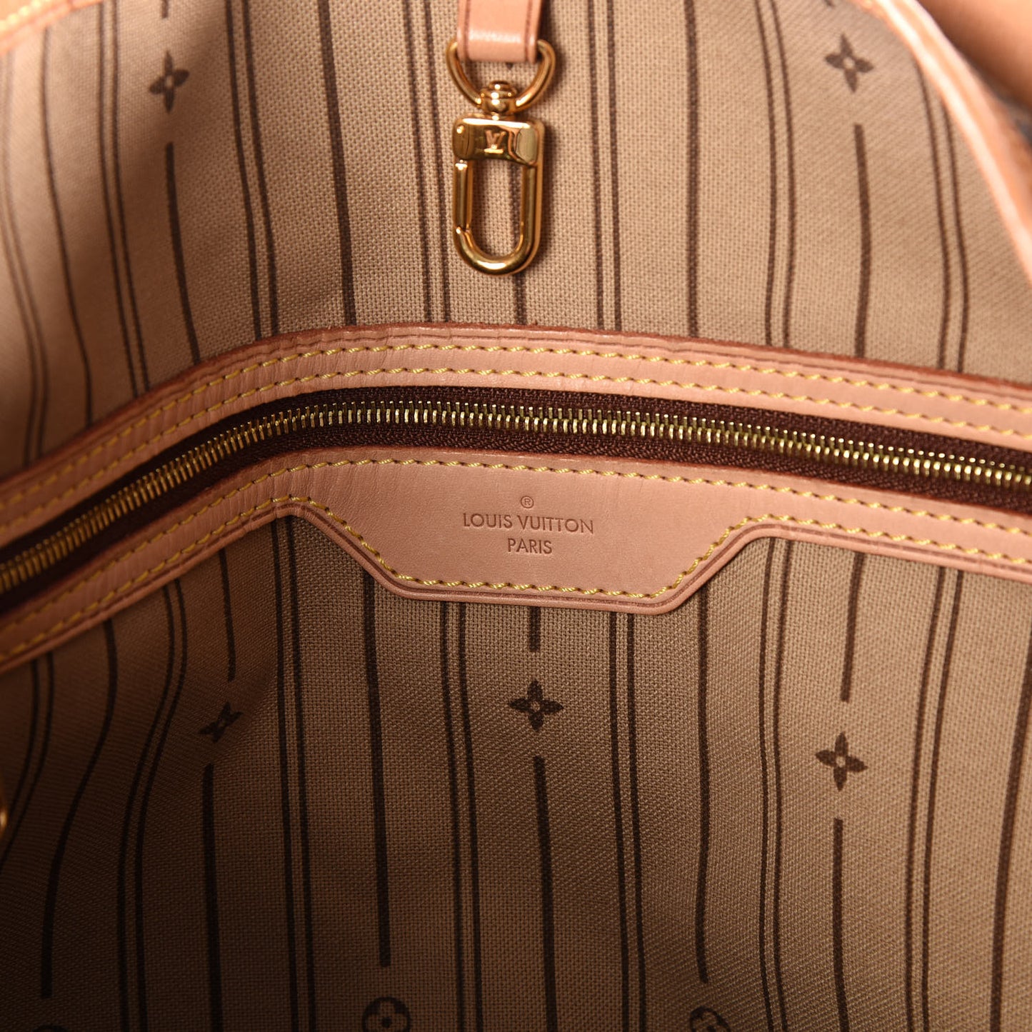Monogram Delightful GM