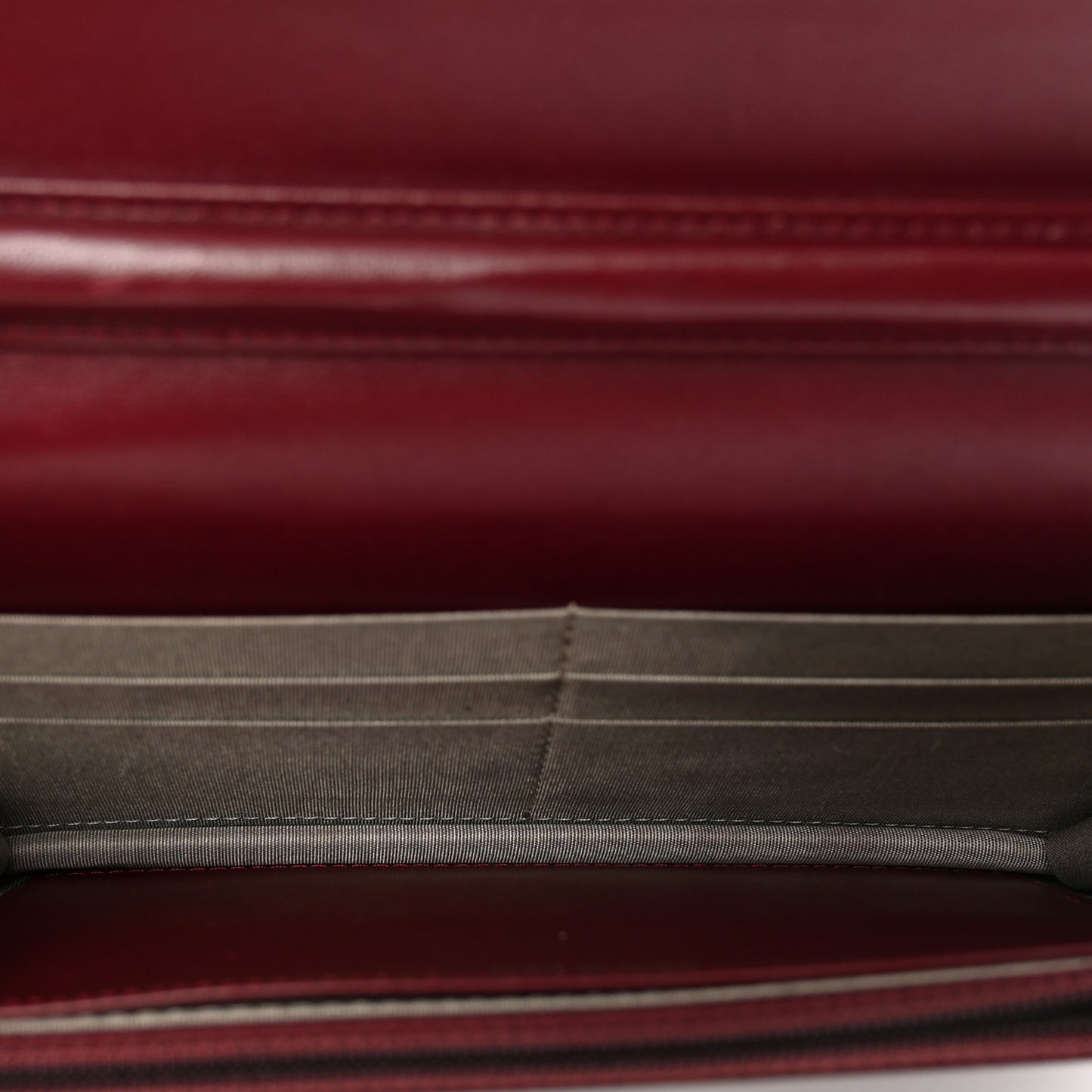 Patent Quilted Brilliant Wallet On Chain WOC Red