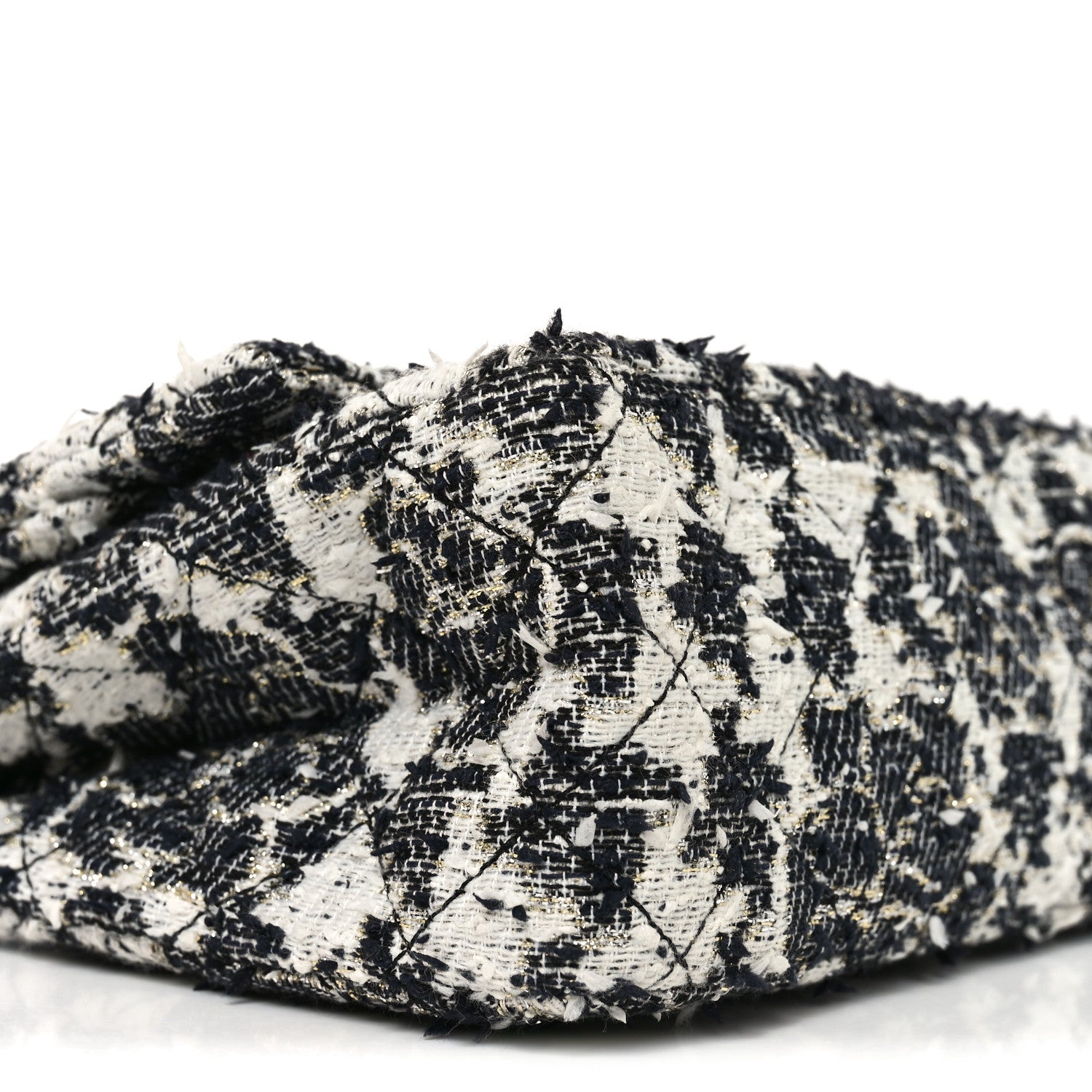 Chanel Tweed Camellia Quilted 2.55 Reissue 226 Flap Ecru 8 of 10