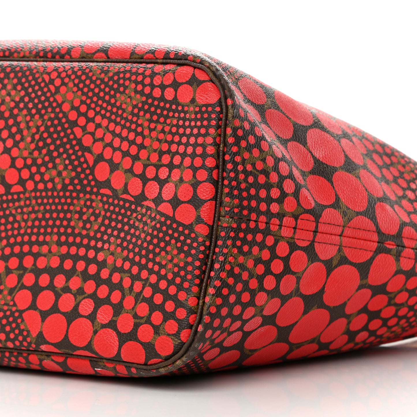 Monogram Kusama Waves Neverfull MM Red