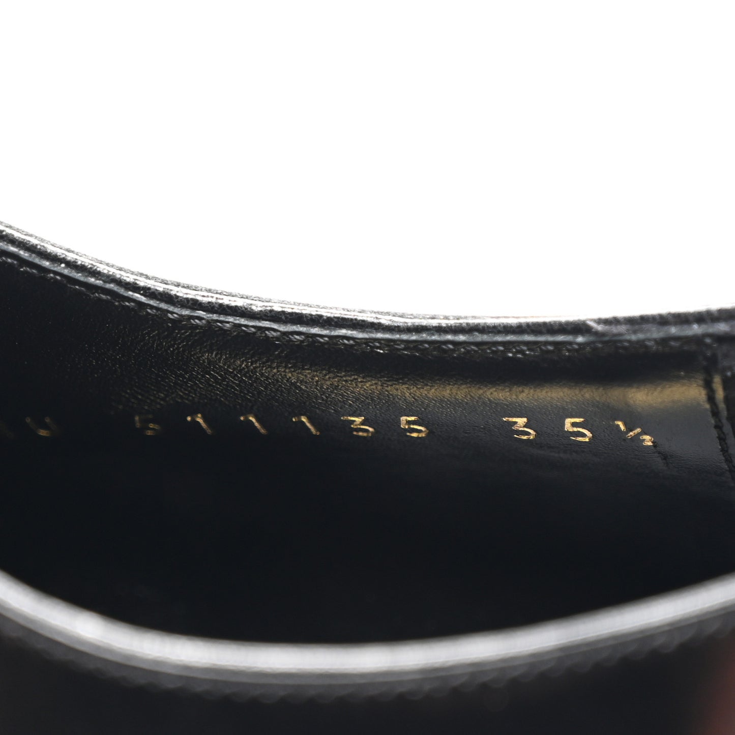 Patent Calfskin Montaigne 25 Uniform 35.5 Black