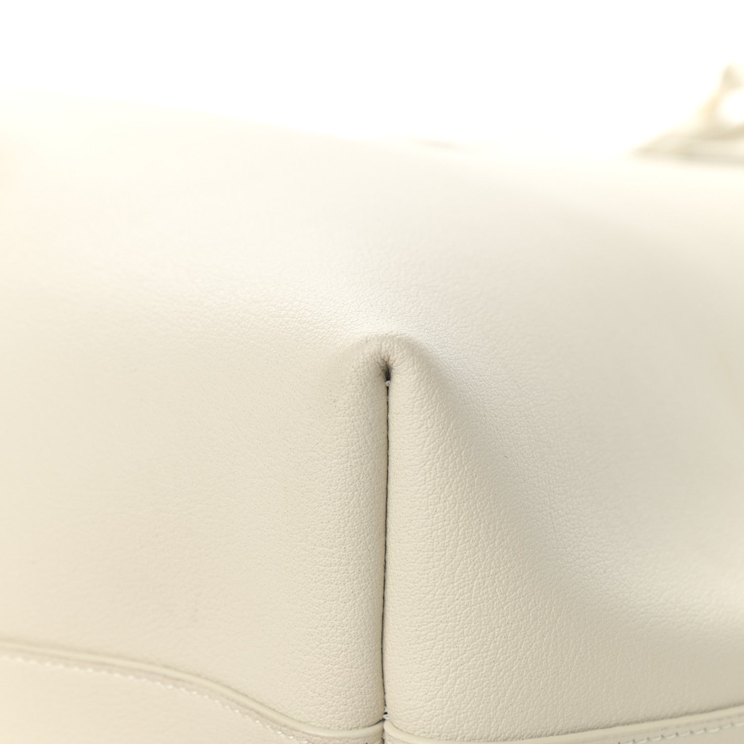 Saint Laurent Calfskin Large Shopping Tote Porcellana 10 of 13