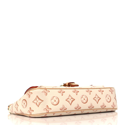 Louis Vuitton Monogram Fall For You Maxi Multi Pochette Accessories Beige Clair 4 of 8