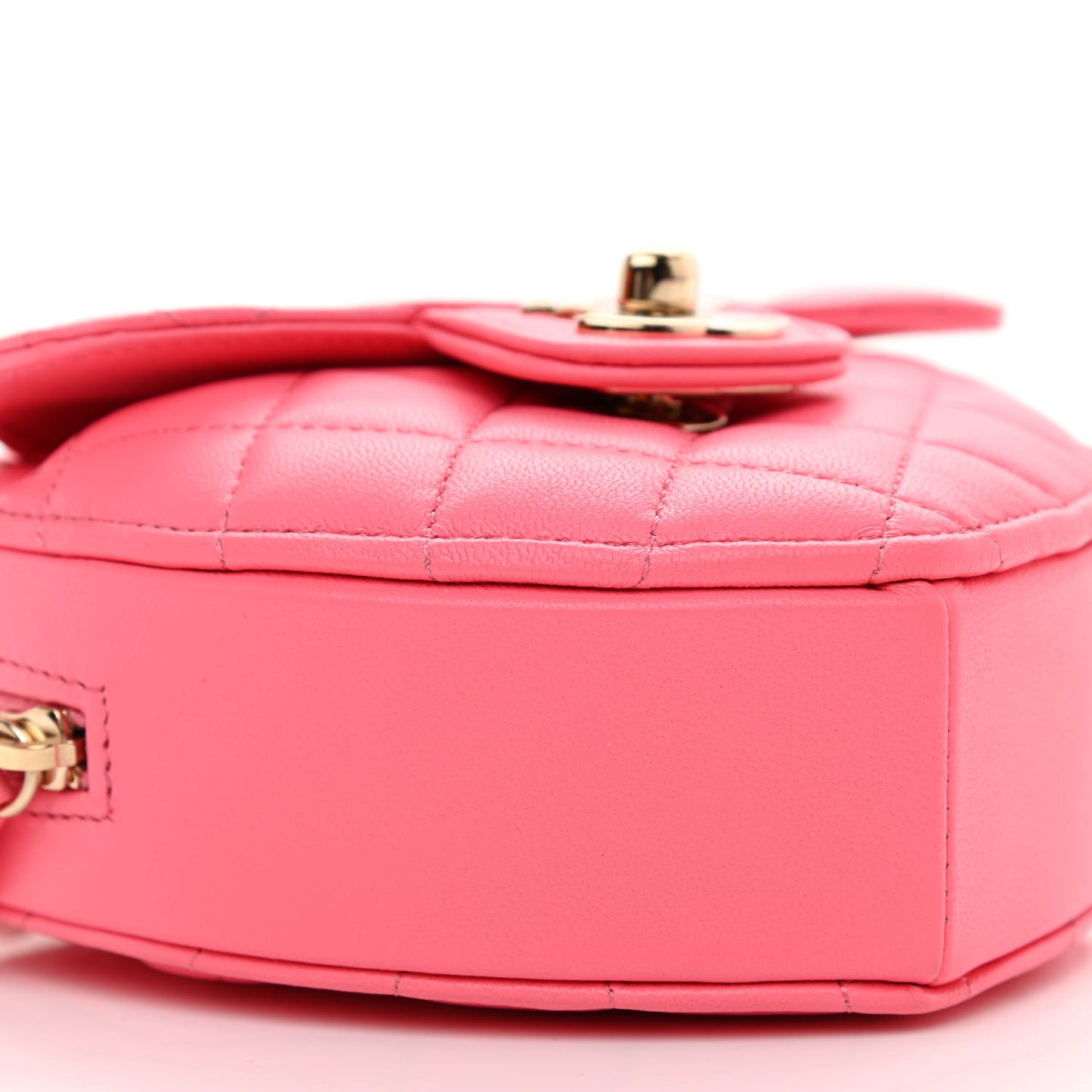 Lambskin Quilted CC In Love Heart Clutch With Chain Pink