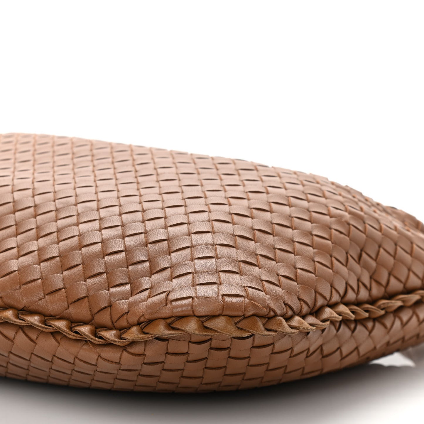 Nappa Intrecciato Medium Veneta Hobo Noce