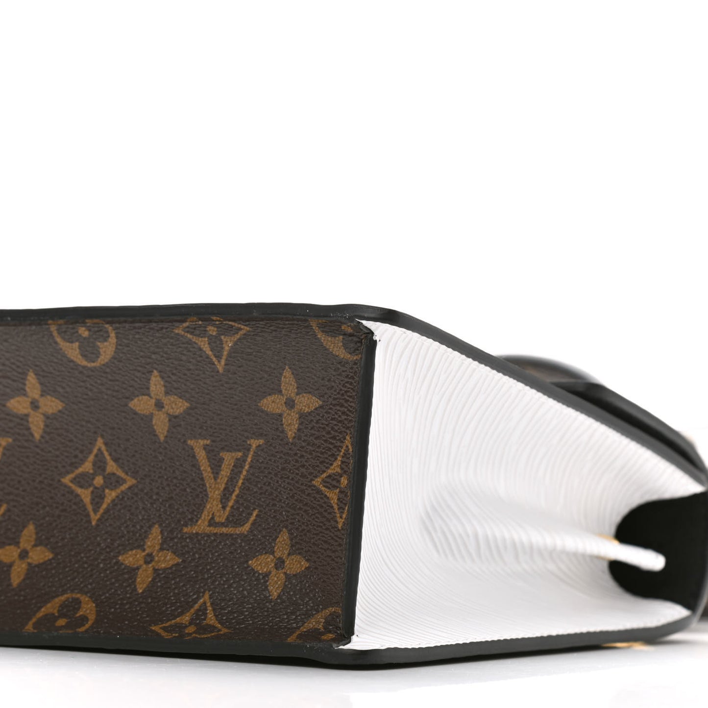Vernis Epi Monogram Spring Street Black