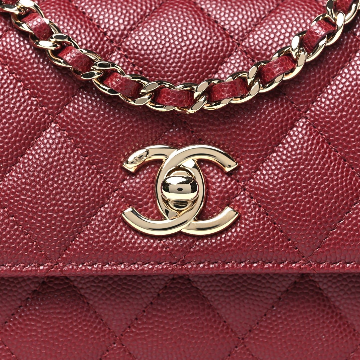 Caviar Quilted Coco Handle Clutch With Chain Burgundy
