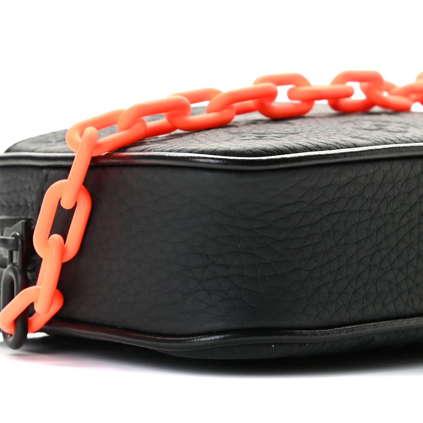 Taurillon Monogram Uniformes Solar Ray Soft Pochette Volga Belt Bag Black