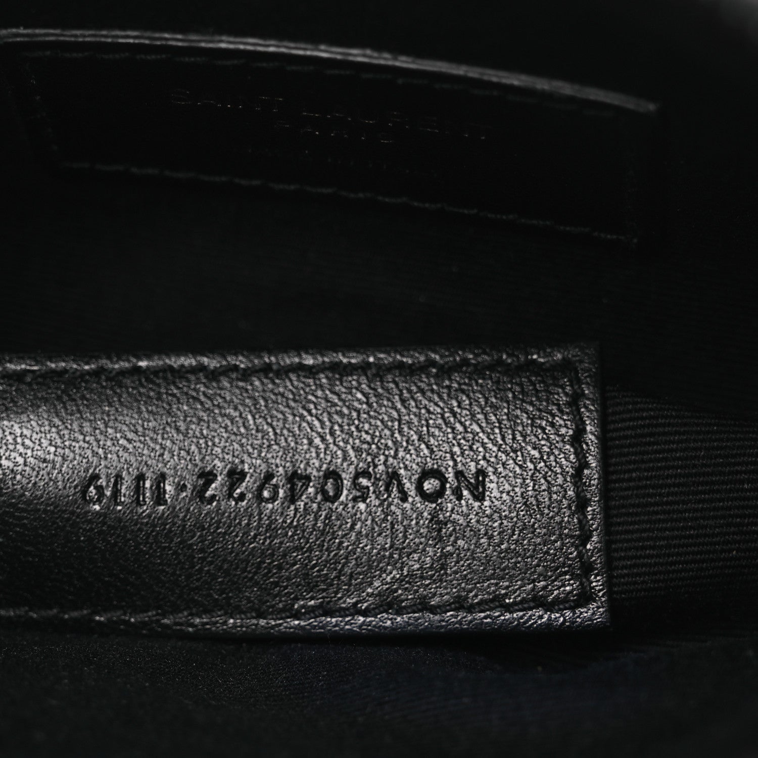 Saint Laurent Grain De Poudre Chevron Monogram Bill Pouch Black 7 of 12
