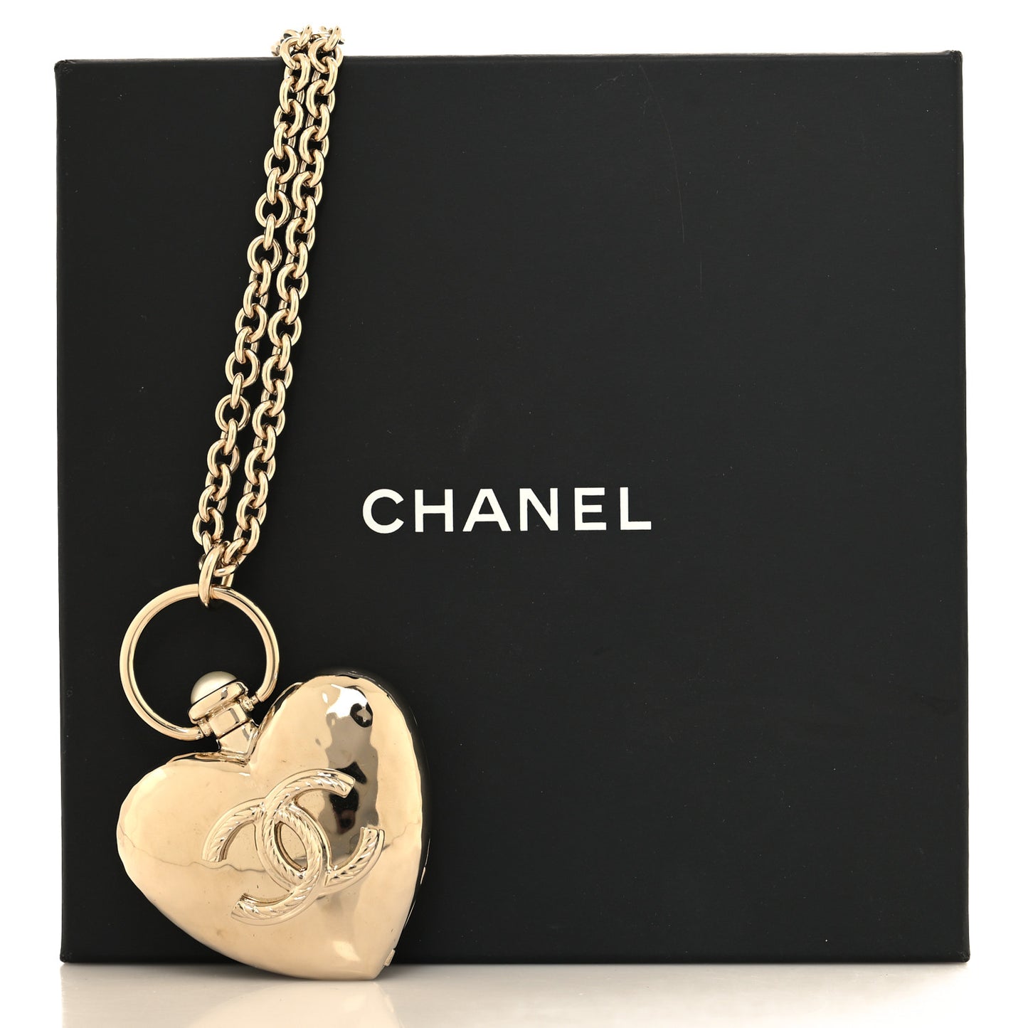 Metal CC Heart Locket Necklace Gold