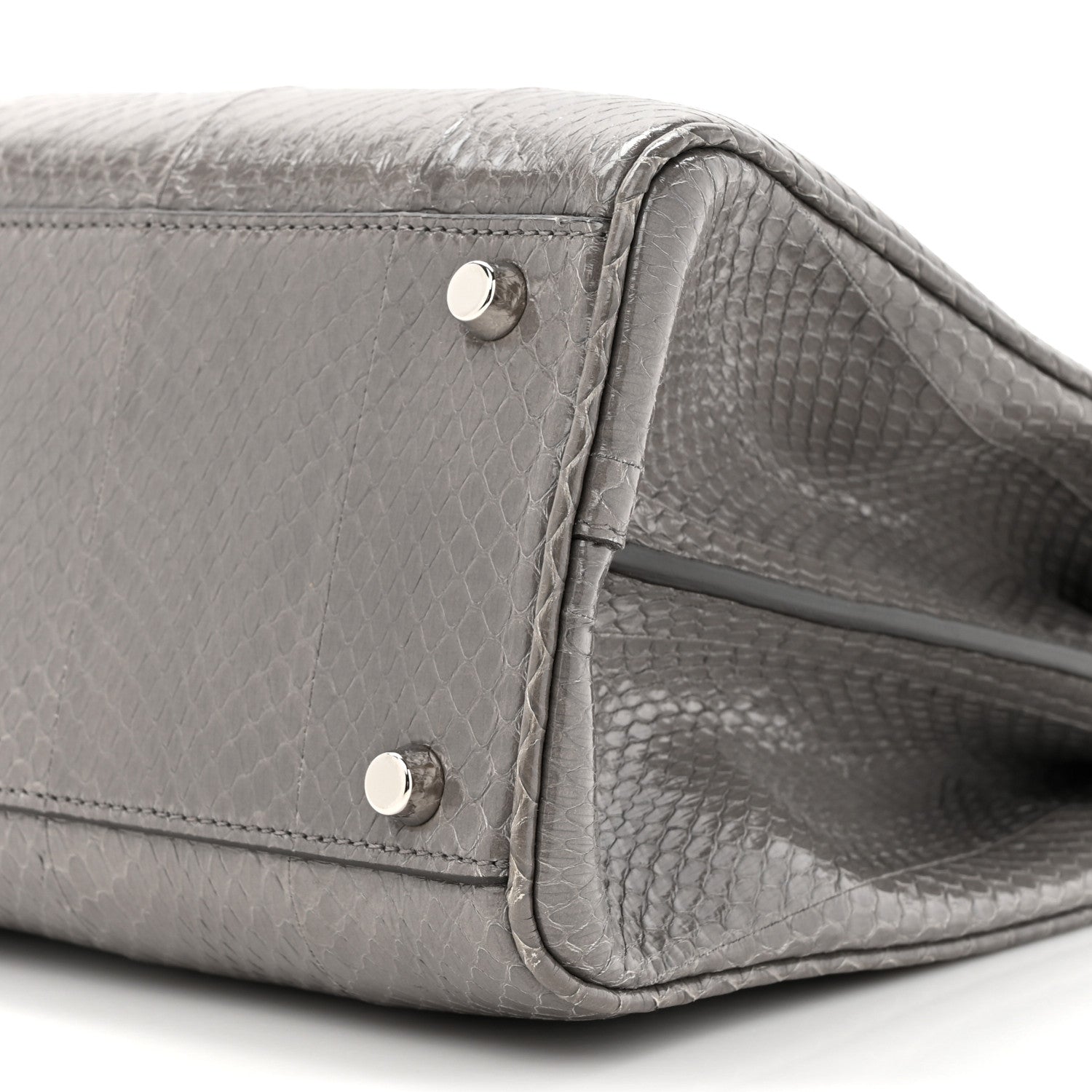 Gucci Elaphe Medium Zumi Top Handle Bag Dusty Grey 9 of 12