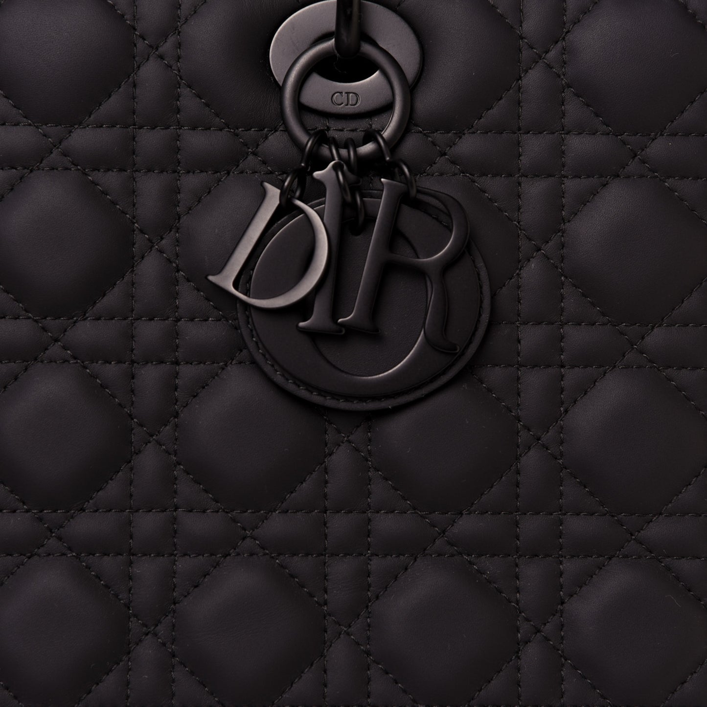 Ultra Matte Calfskin Cannage Large Lady Dior Black