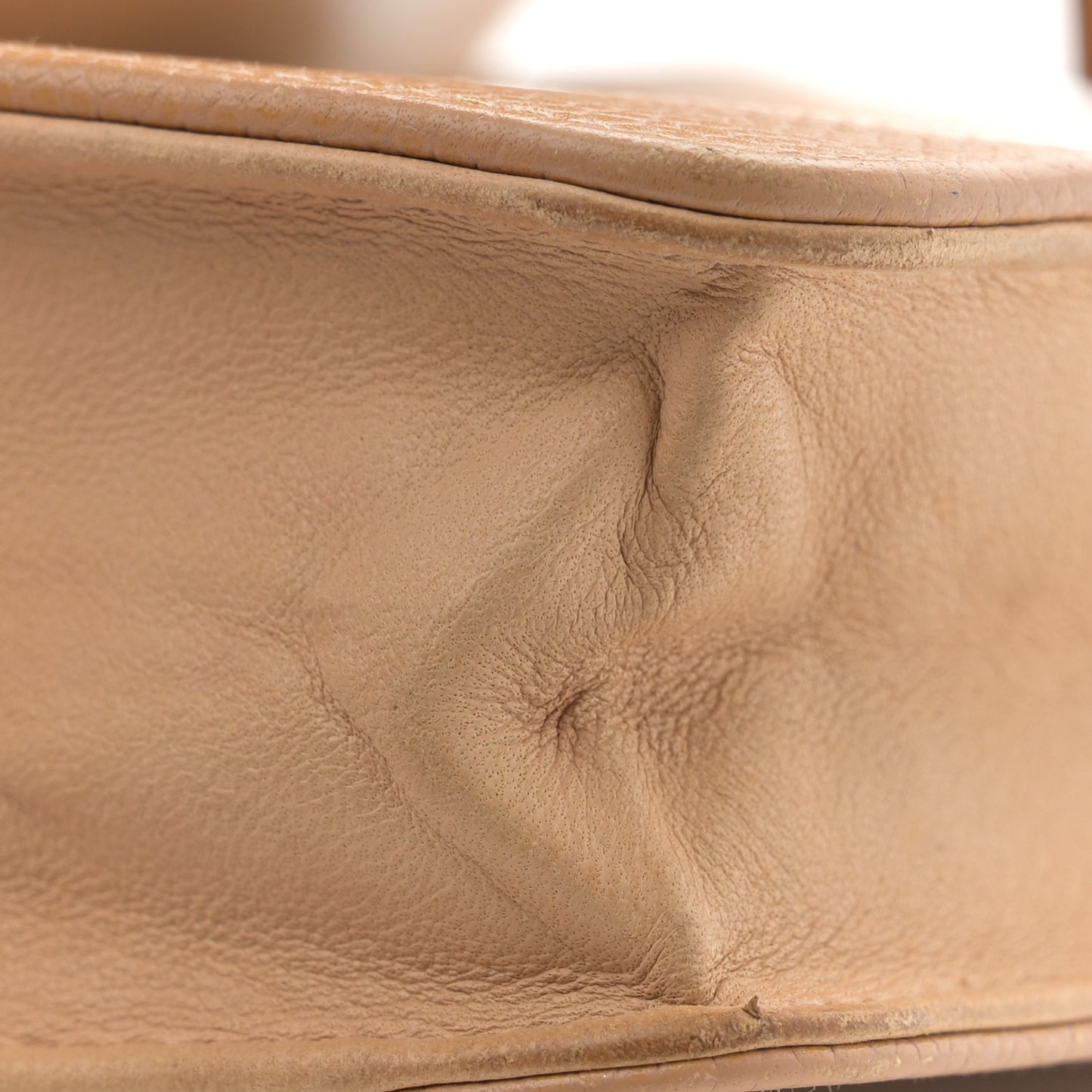 Caviar Timeless CC Wallet on Chain WOC Beige