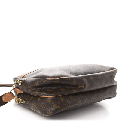 Louis Vuitton Monogram Reporter GM 4 of 10