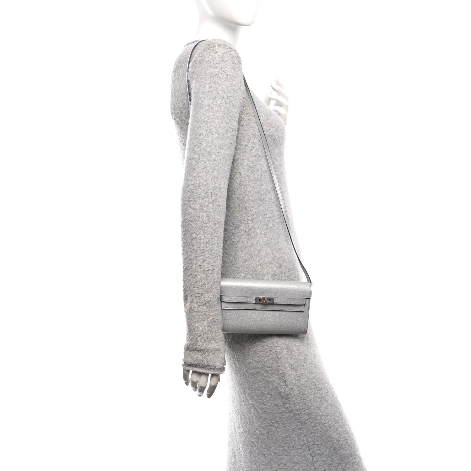 Hermes Metallic Chevre Chamkilight Kelly Wallet To Go Argent 3 of 25