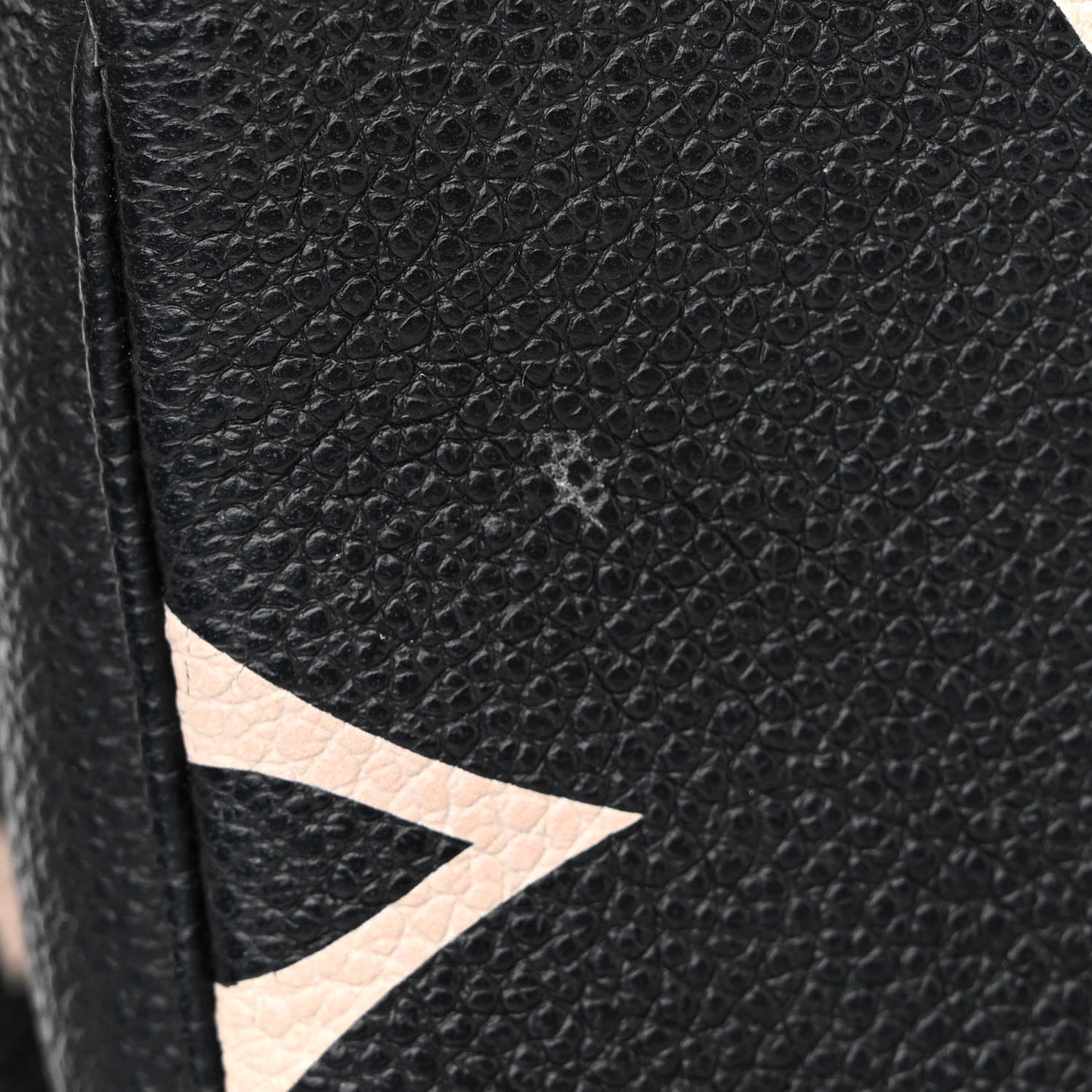 Empreinte Monogram Giant Multi Pochette Accessories Black Beige