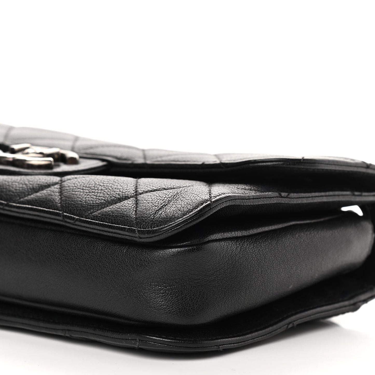 Goatskin Quilted Medium Perfect Edge Flap Black