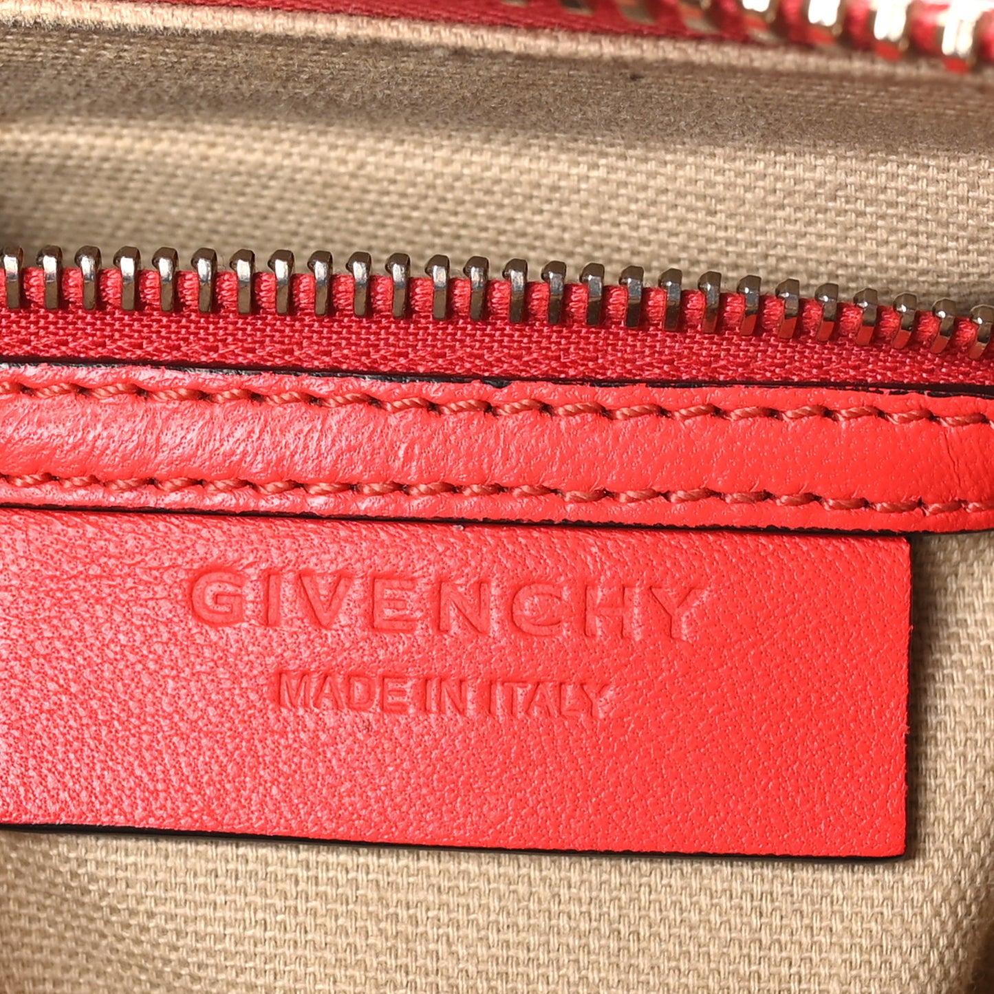 Calfskin Crocodile Embossed Small Antigona Red